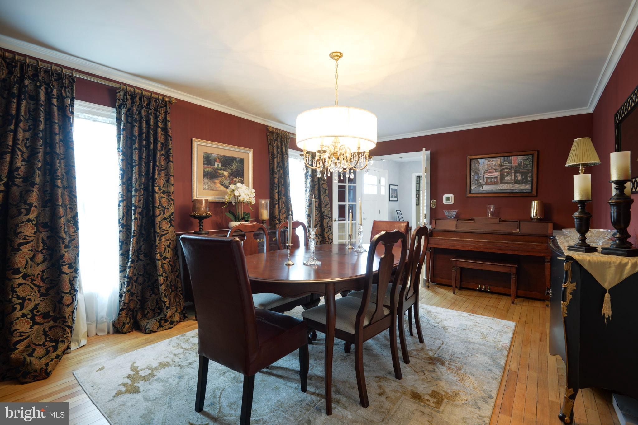 CHARTWELL - Residential