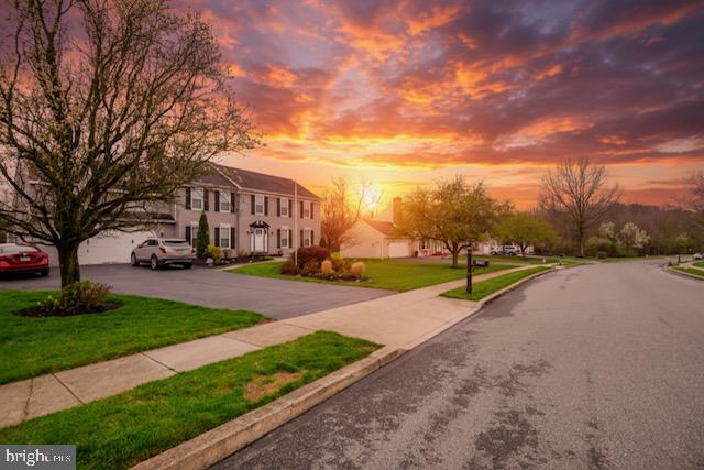 CHARTWELL - Residential