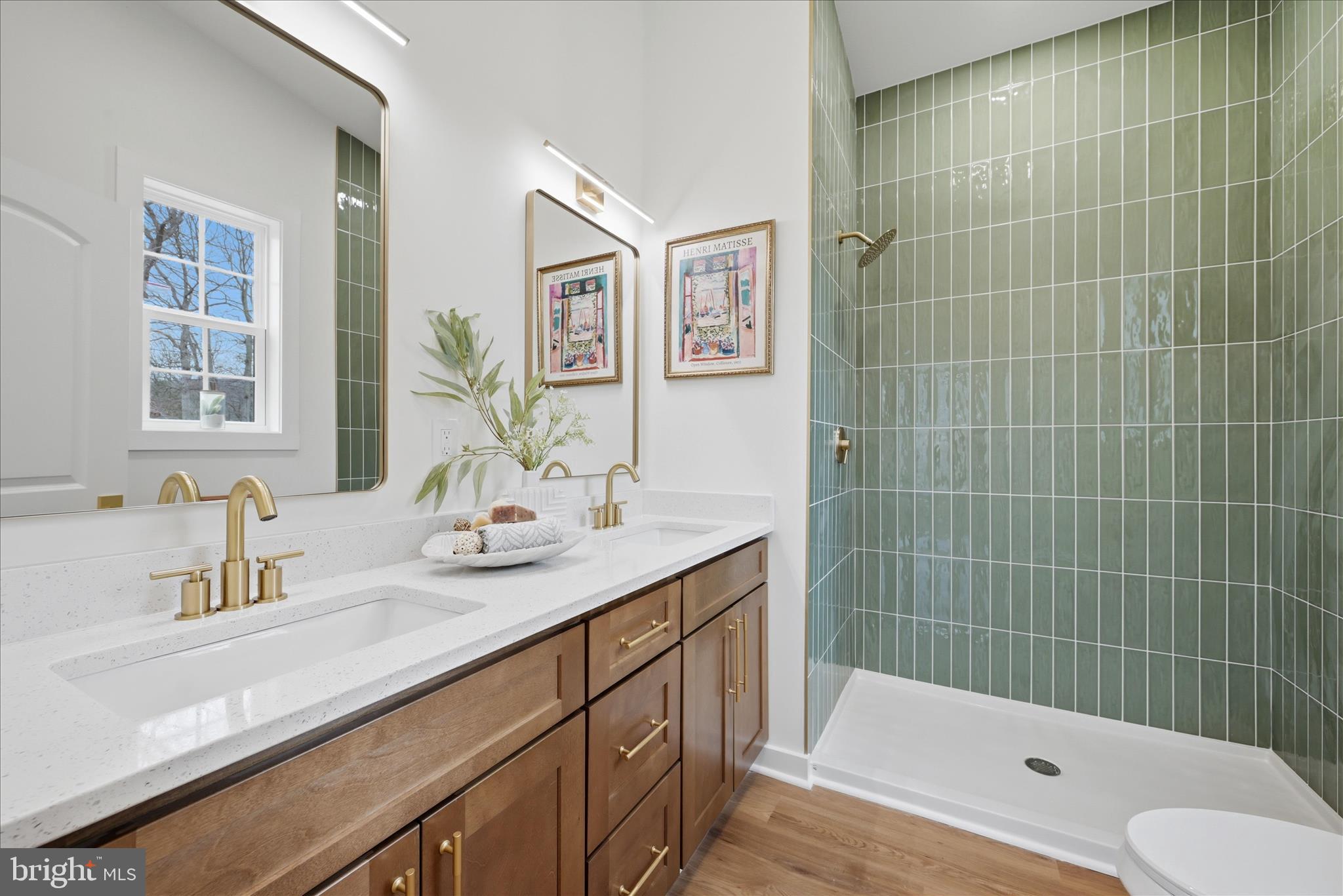 RIVER VIEW PARK - Residential