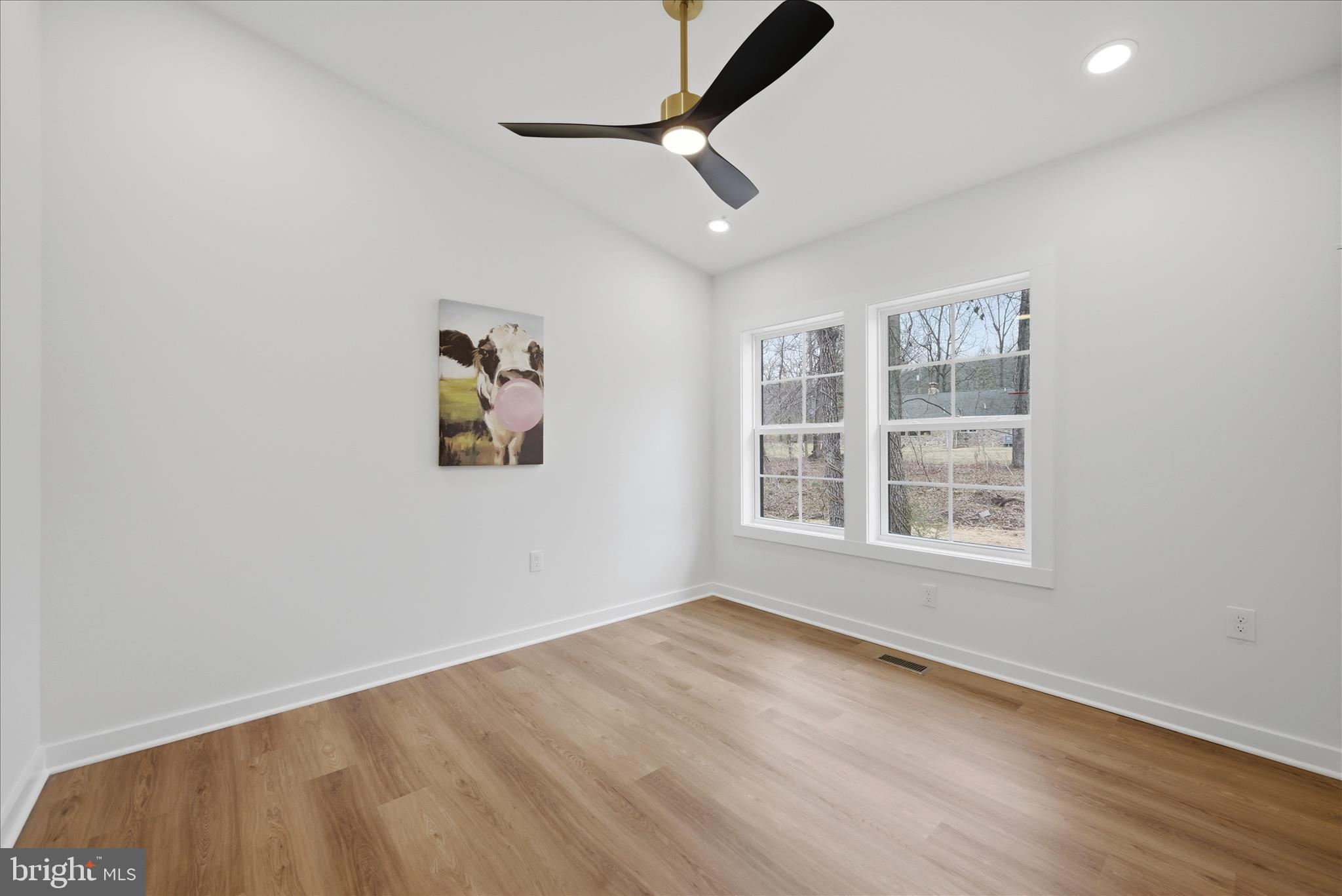 RIVER VIEW PARK - Residential