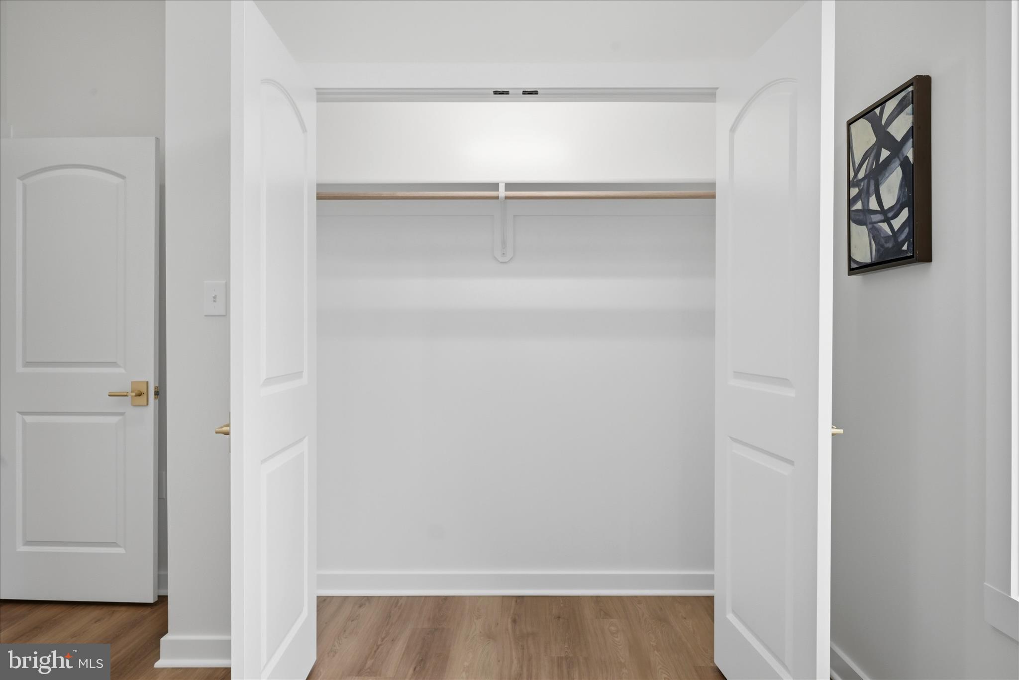 RIVER VIEW PARK - Residential