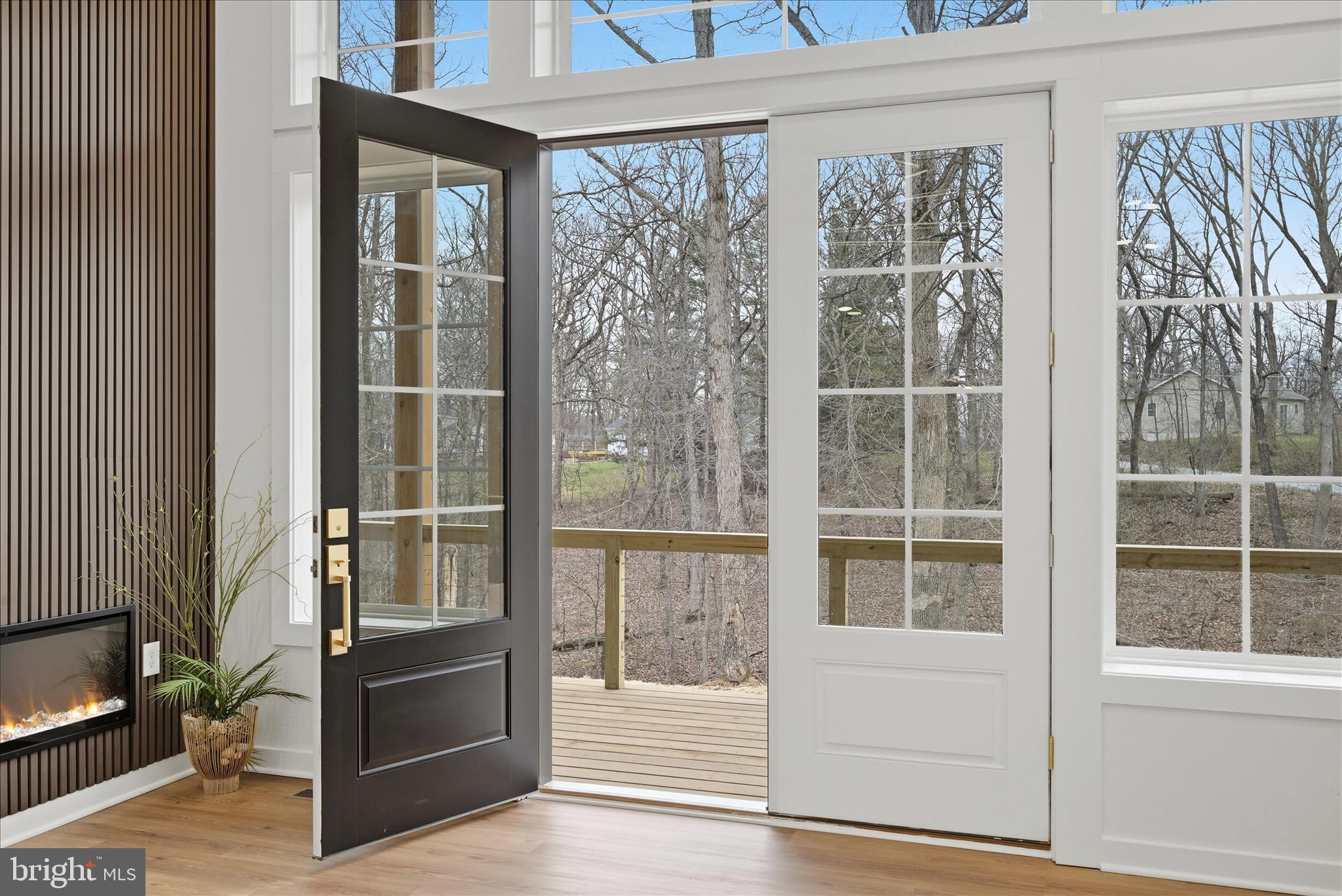 RIVER VIEW PARK - Residential