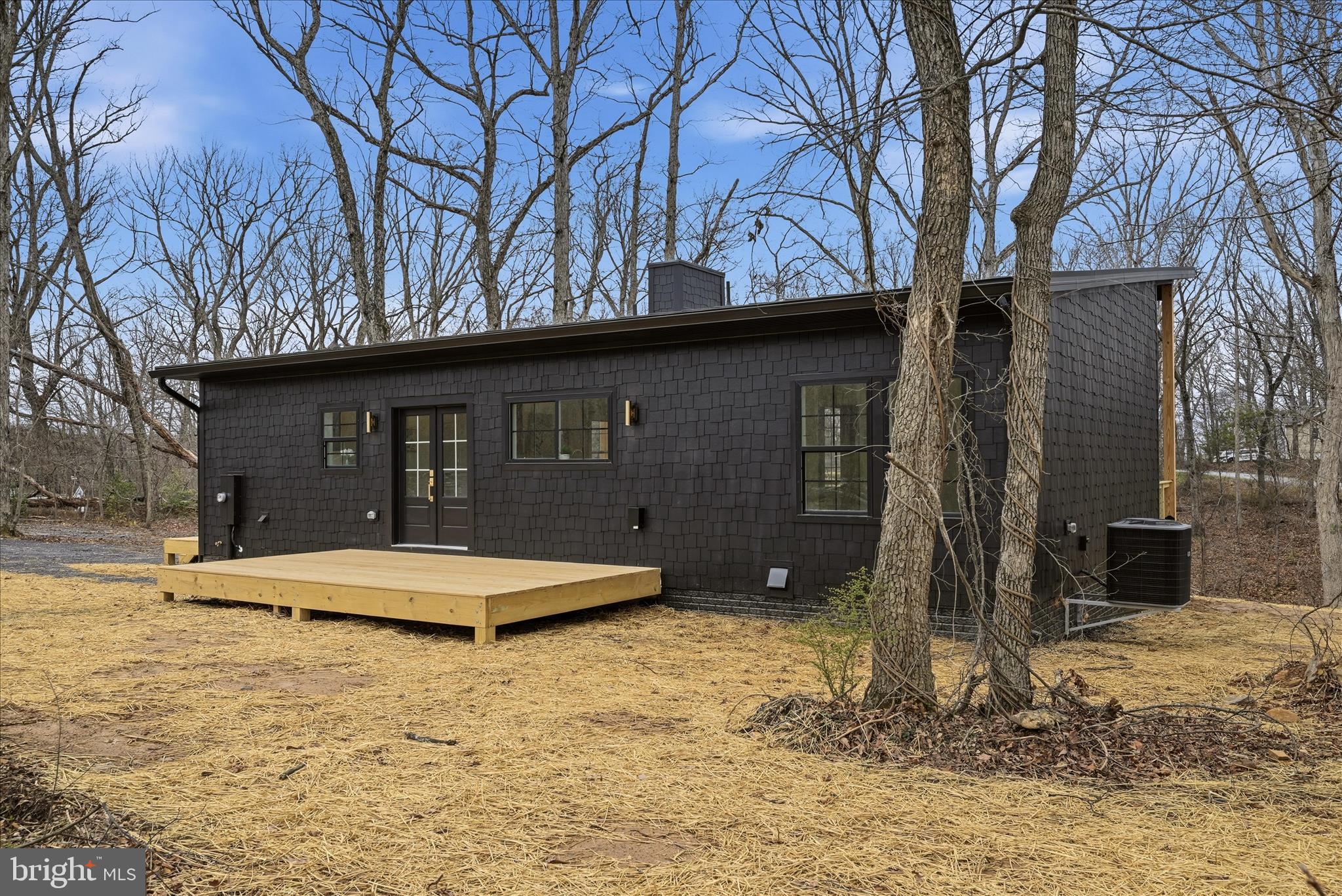 RIVER VIEW PARK - Residential