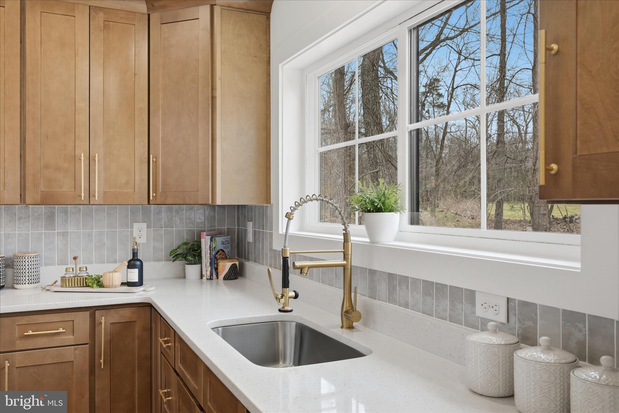 RIVER VIEW PARK - Residential