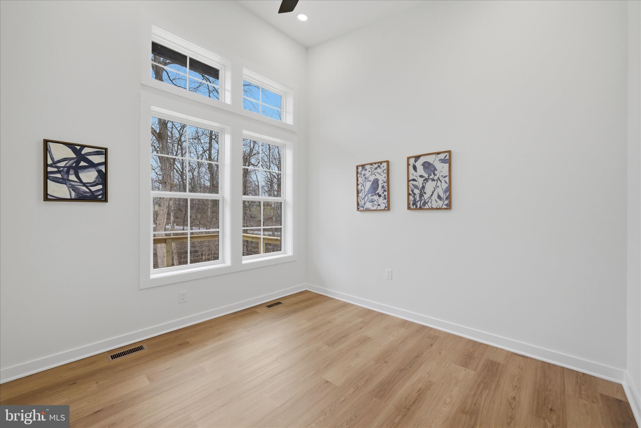 RIVER VIEW PARK - Residential