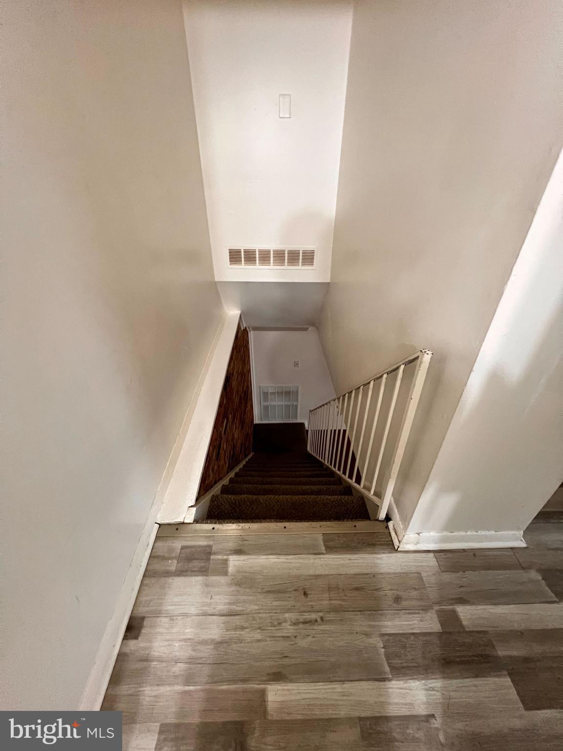 HARFORD COMMONS - Residential Lease