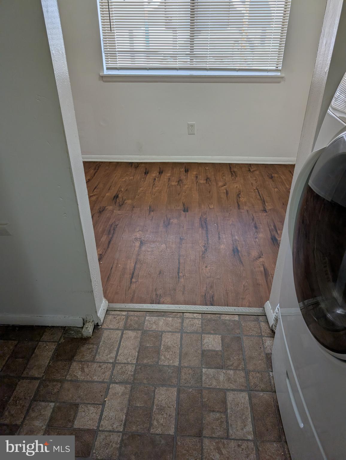 HARFORD COMMONS - Residential Lease