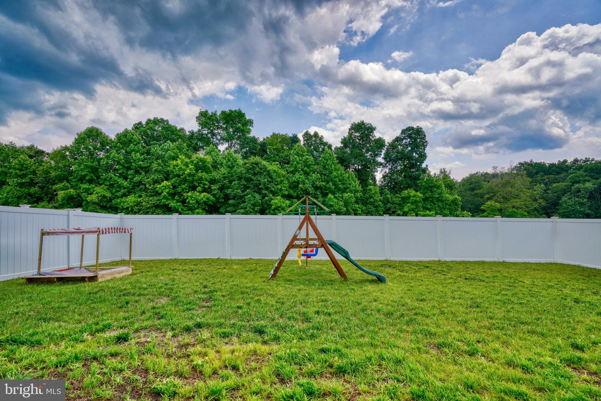 MAGNESS MILL - Residential