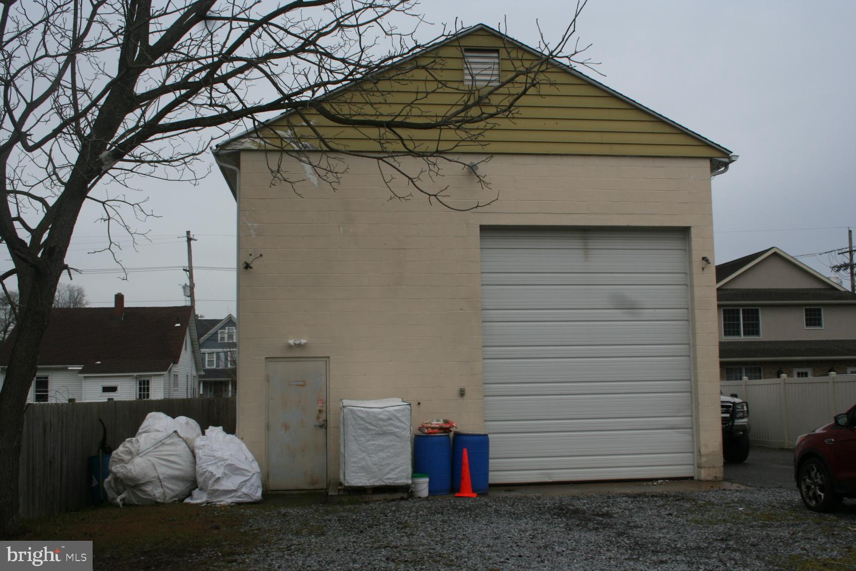 2563 DELSEA DRIVE