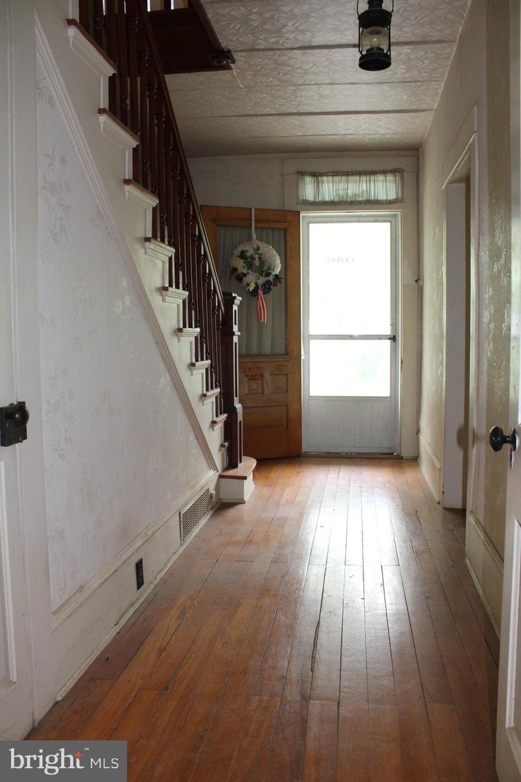 MIDDLETOWN - Residential