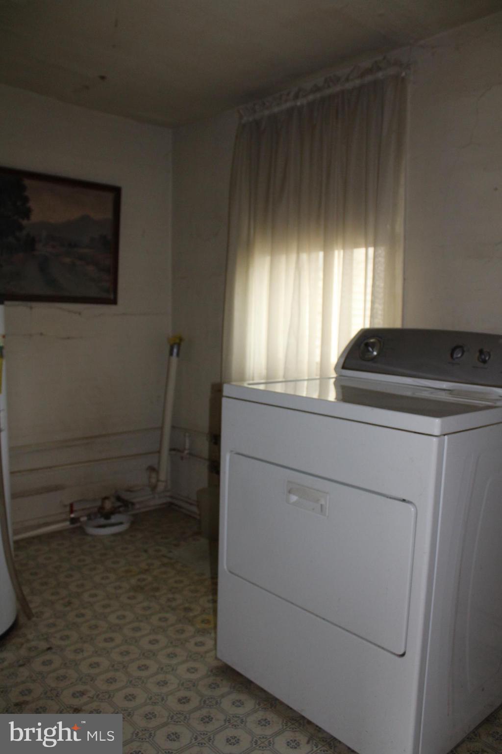 MIDDLETOWN - Residential