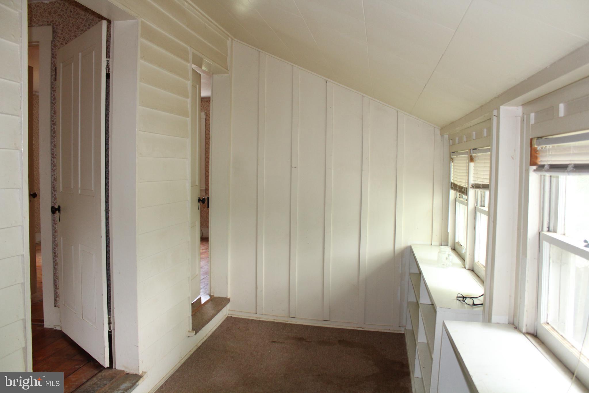 MIDDLETOWN - Residential