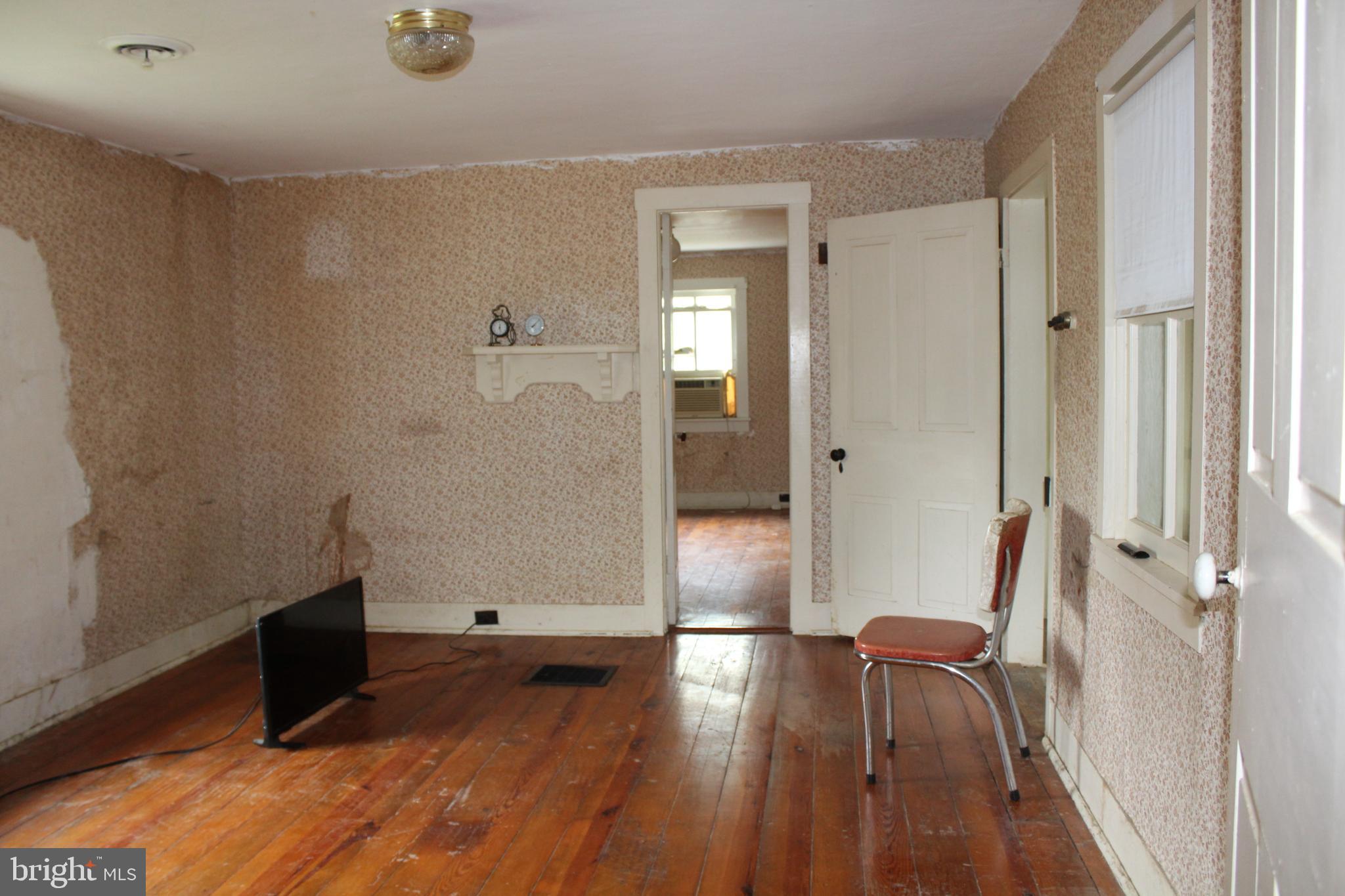 MIDDLETOWN - Residential