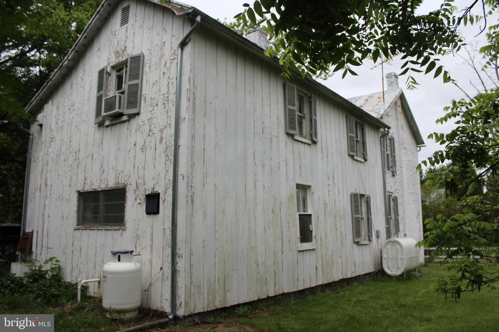 MIDDLETOWN - Residential