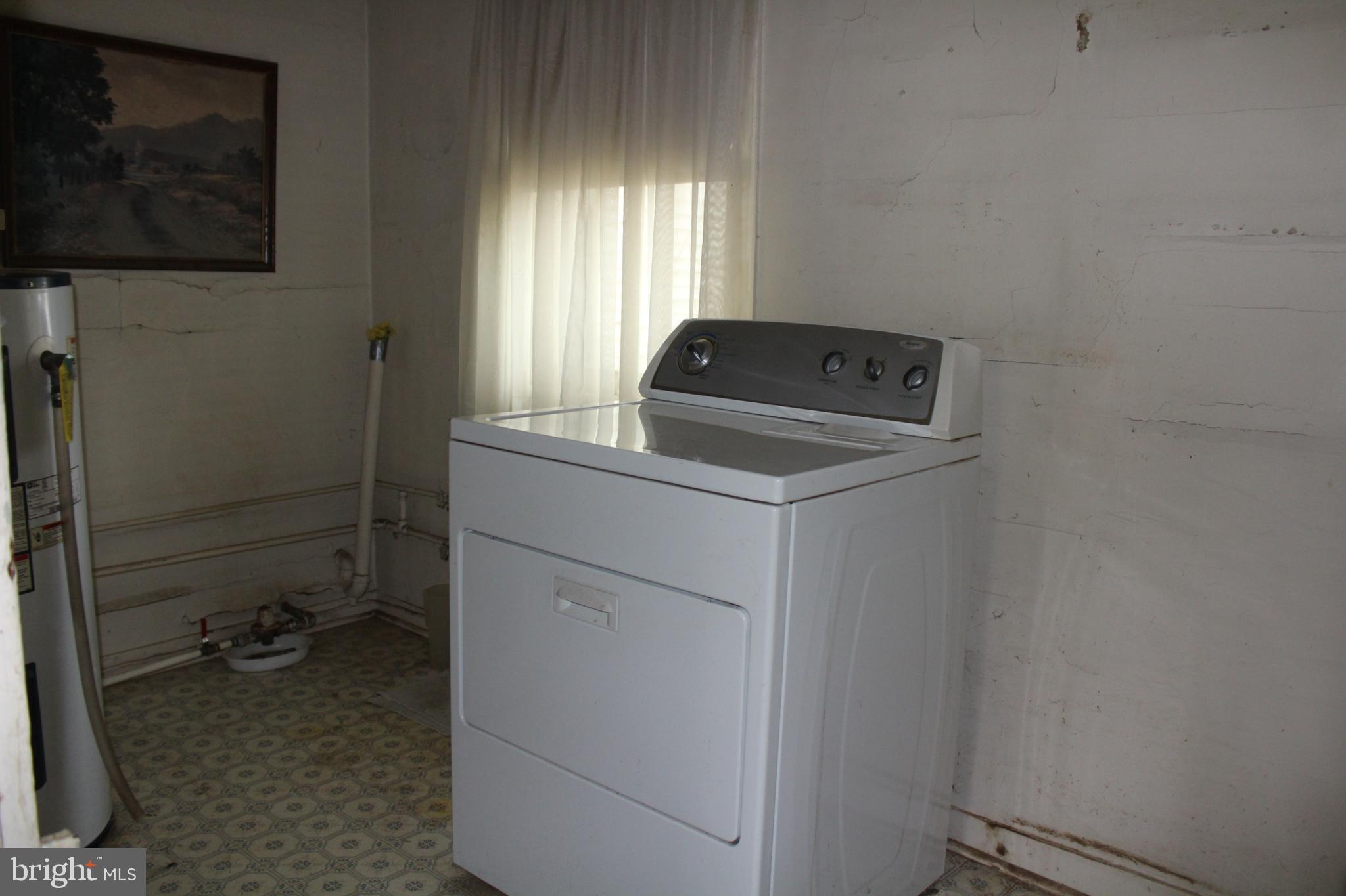 MIDDLETOWN - Residential