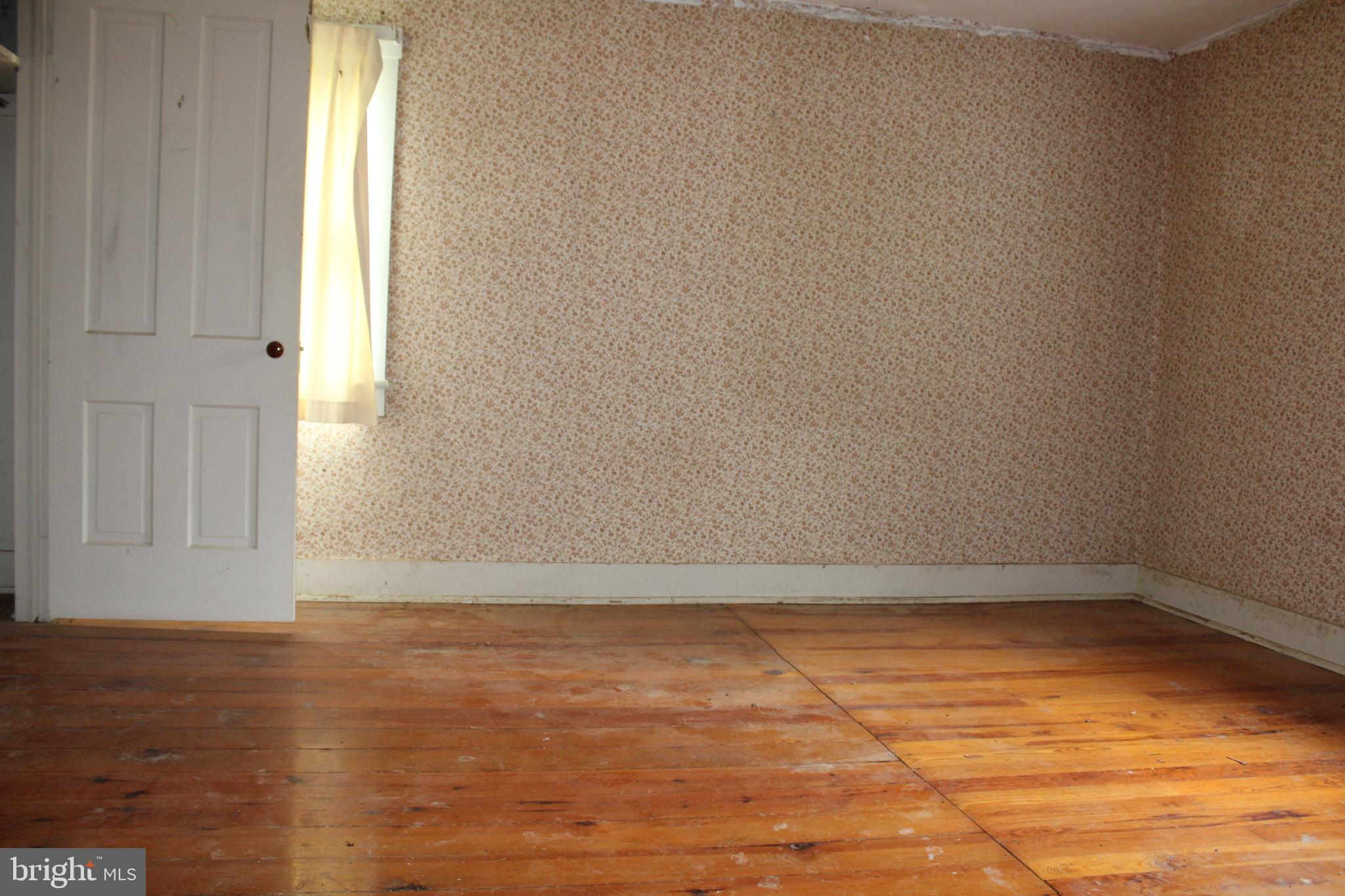 MIDDLETOWN - Residential