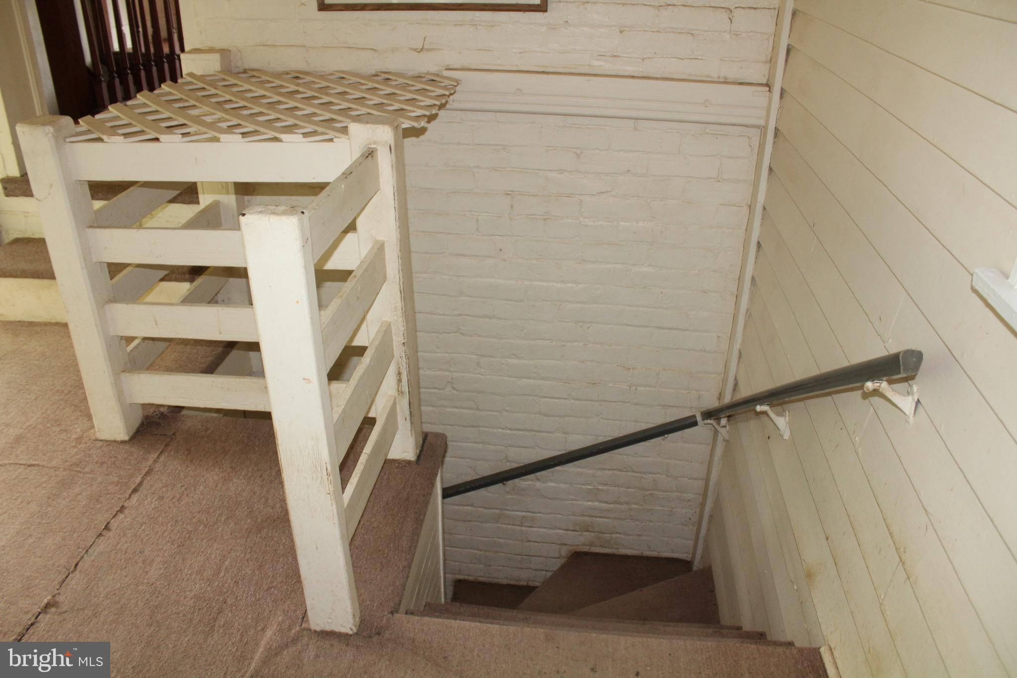 MIDDLETOWN - Residential