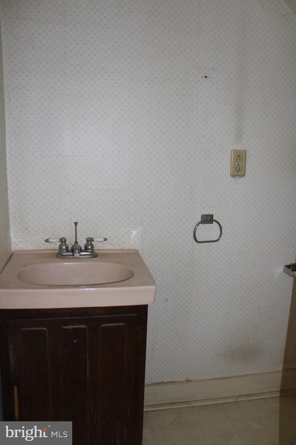 MIDDLETOWN - Residential