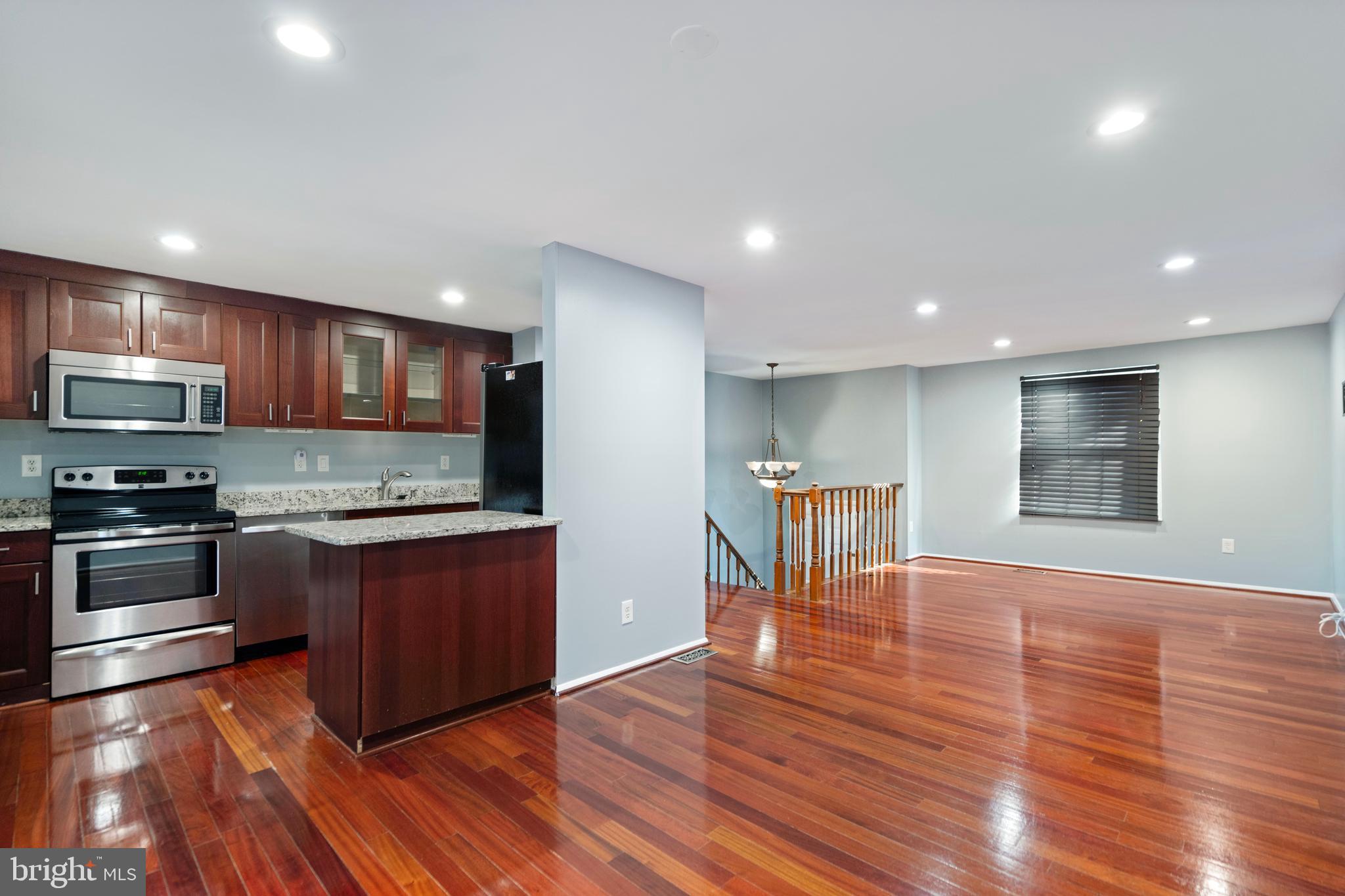 NEWINGTON FOREST - Residential Lease