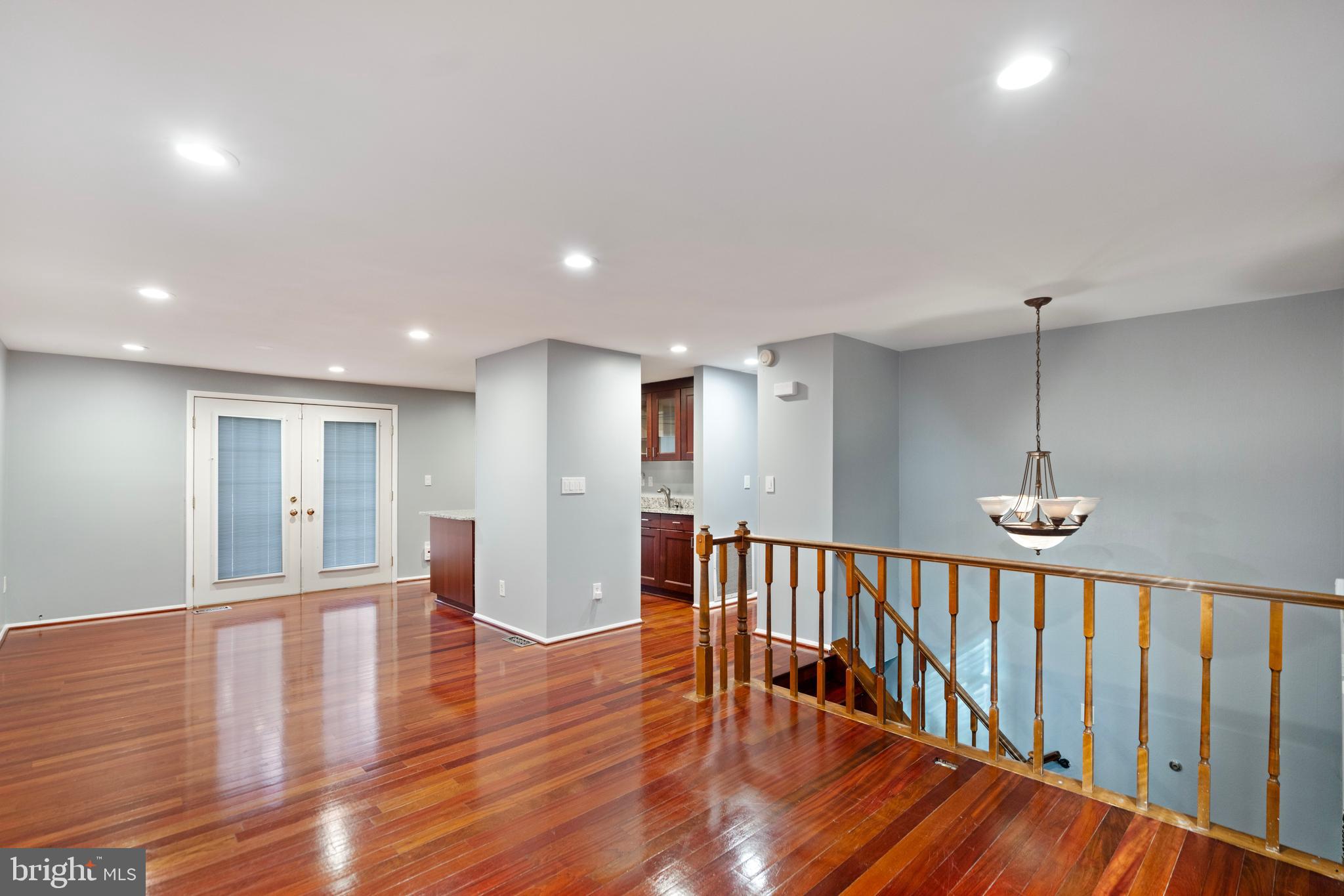 NEWINGTON FOREST - Residential Lease