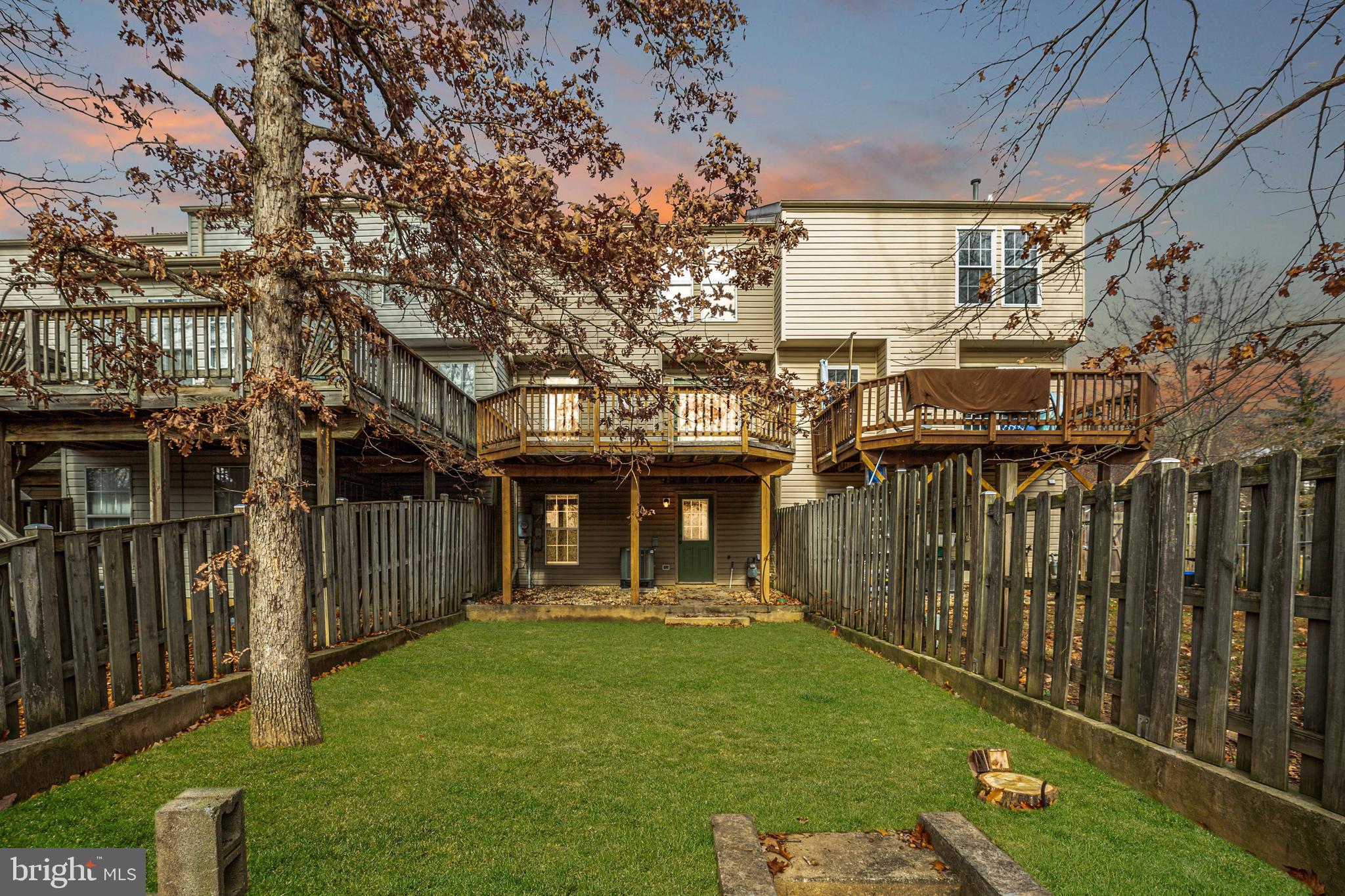 TURNBERRY VILLAGE - Residential Lease