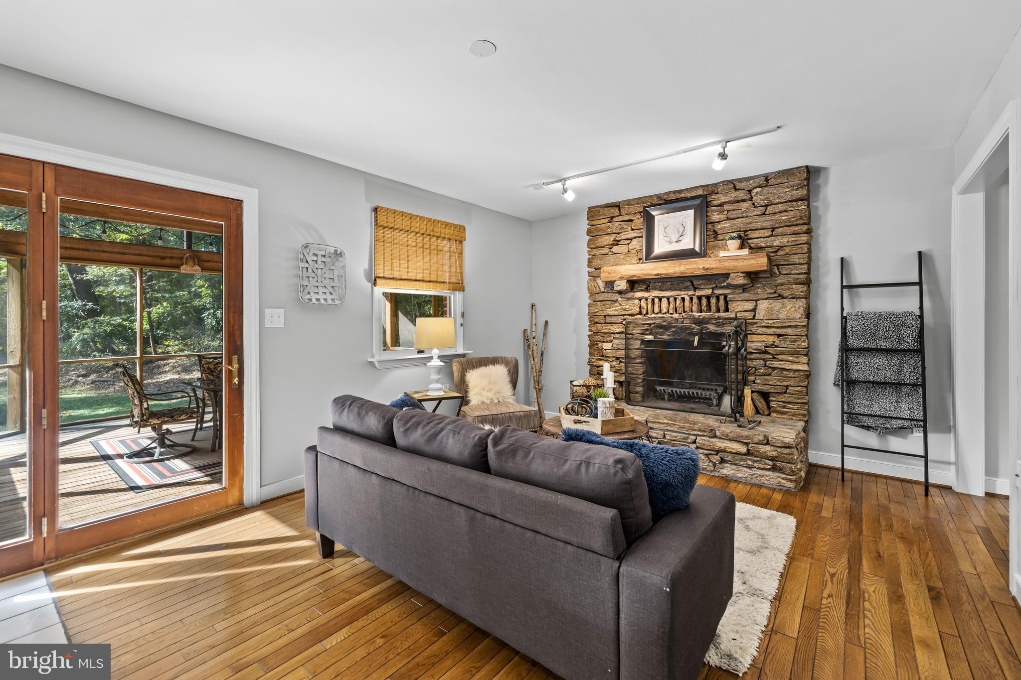 GLEN ELLEN - Residential