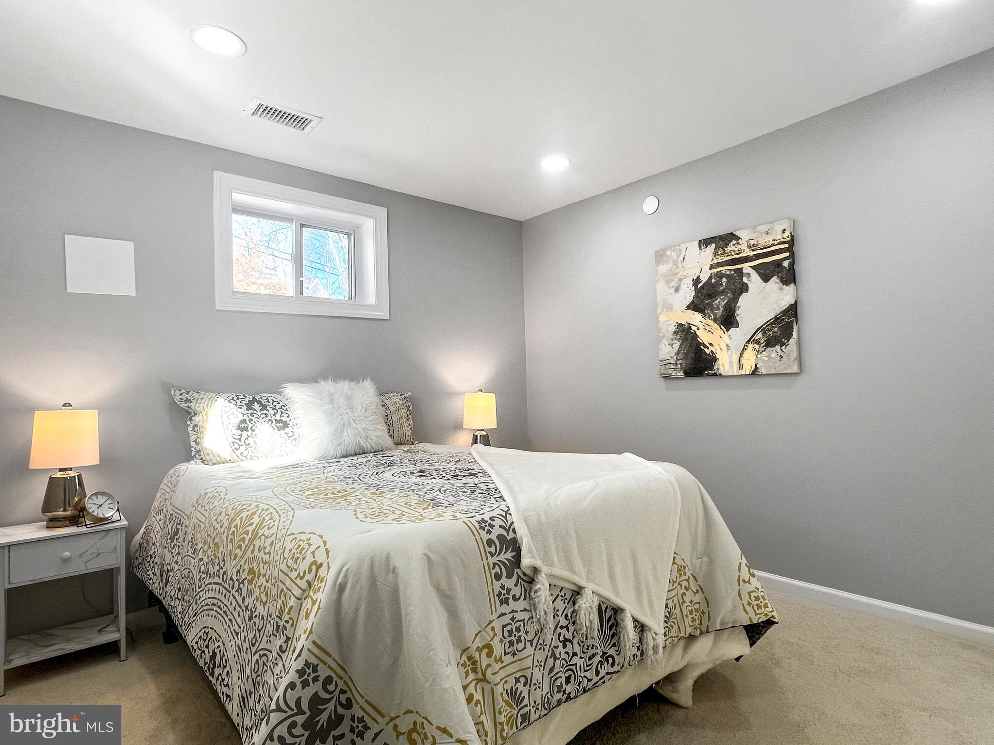 BRILYN PARK - Residential Lease