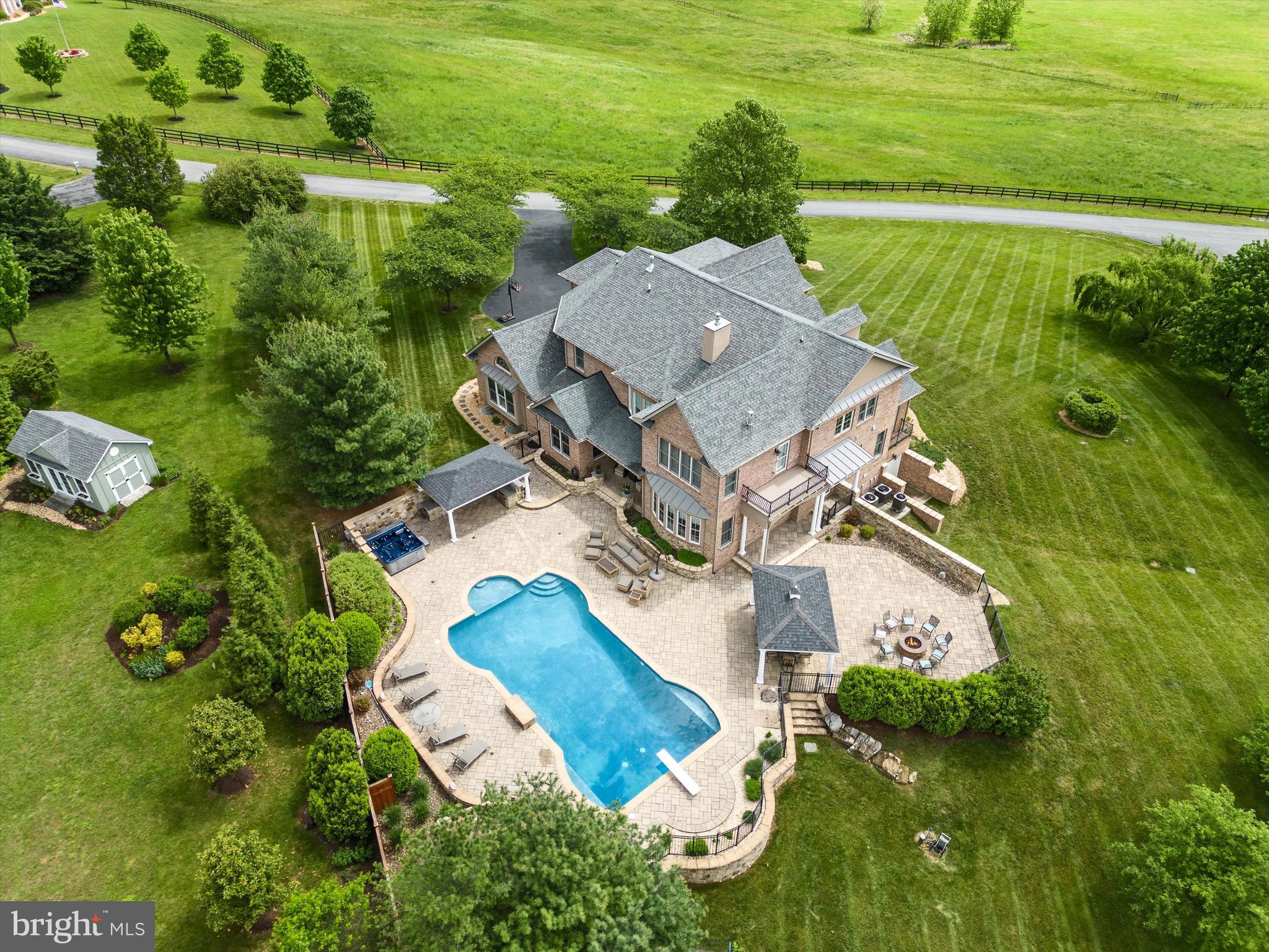 THE ORCHARD - Residential