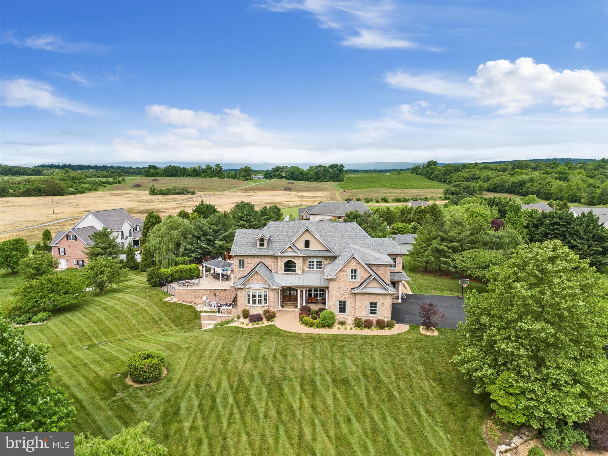 THE ORCHARD - Residential