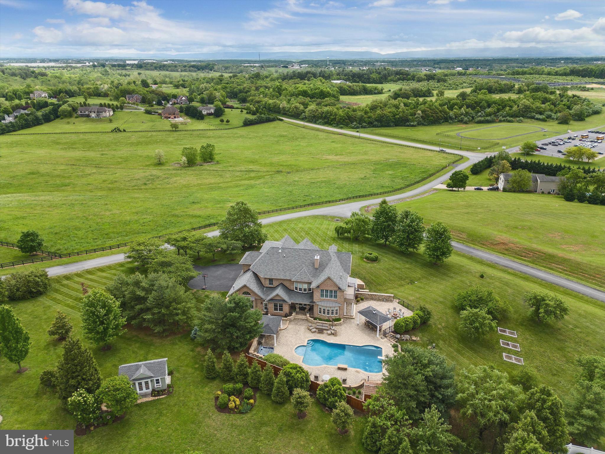 THE ORCHARD - Residential