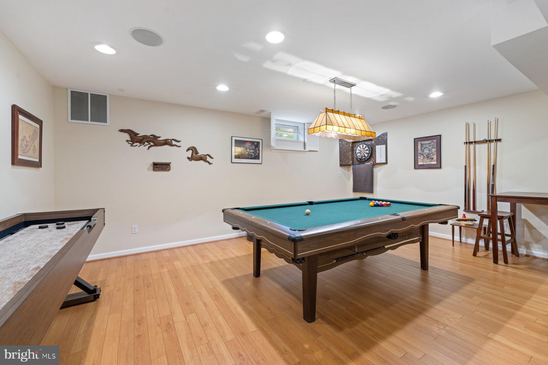 STONE MANOR - Residential