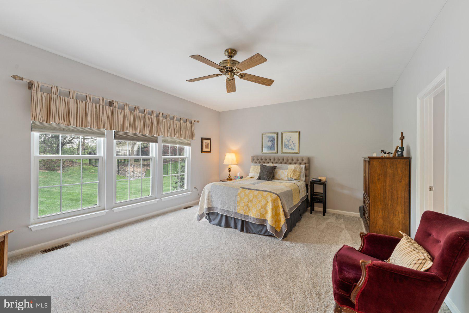 STONE MANOR - Residential