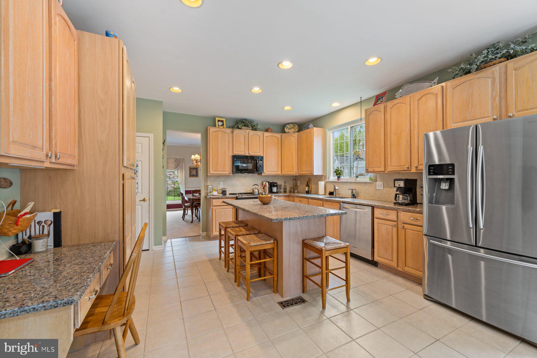 STONE MANOR - Residential