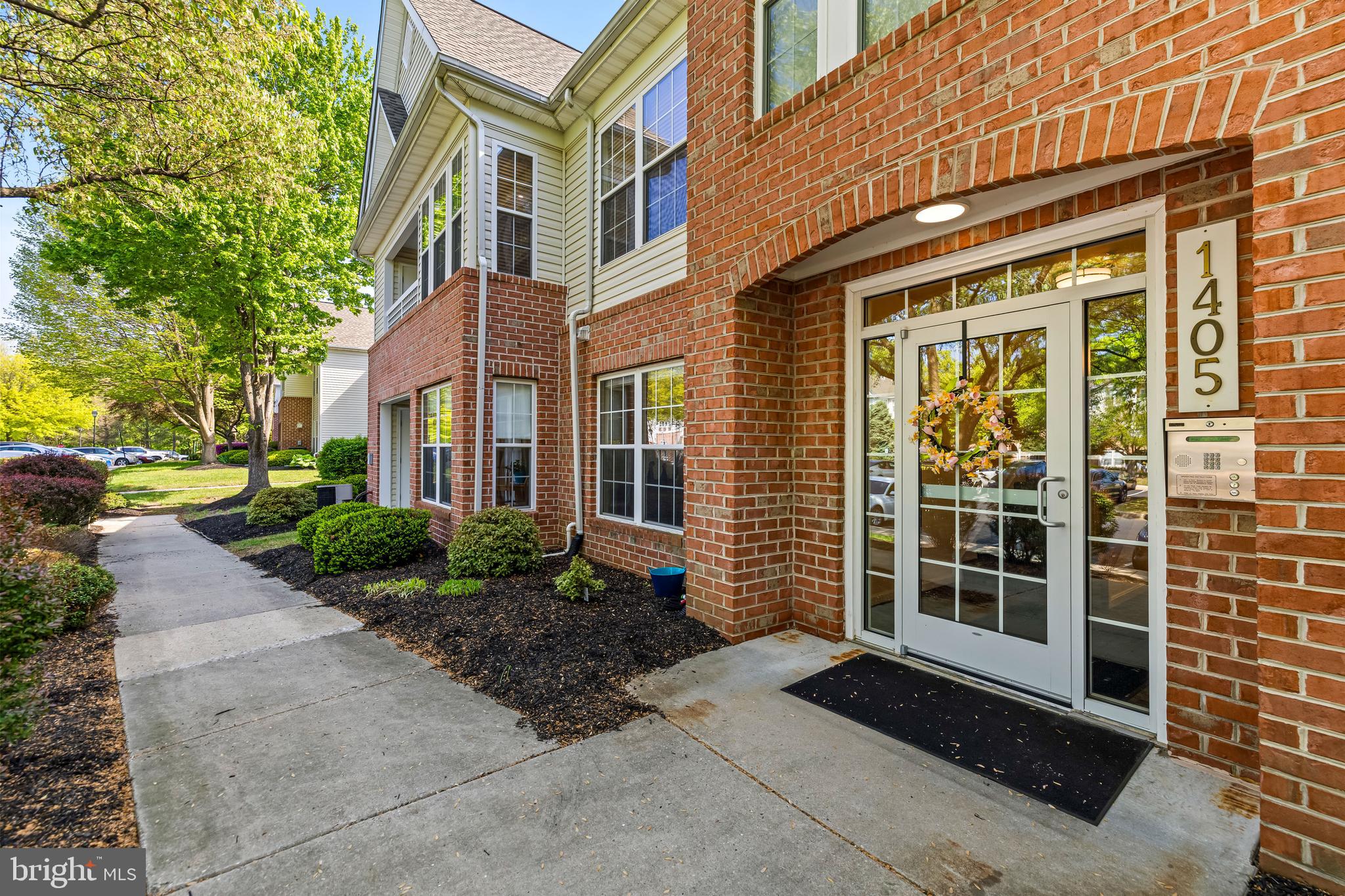 TAYLOR RIDGE CONDOMINIUMS - Residential