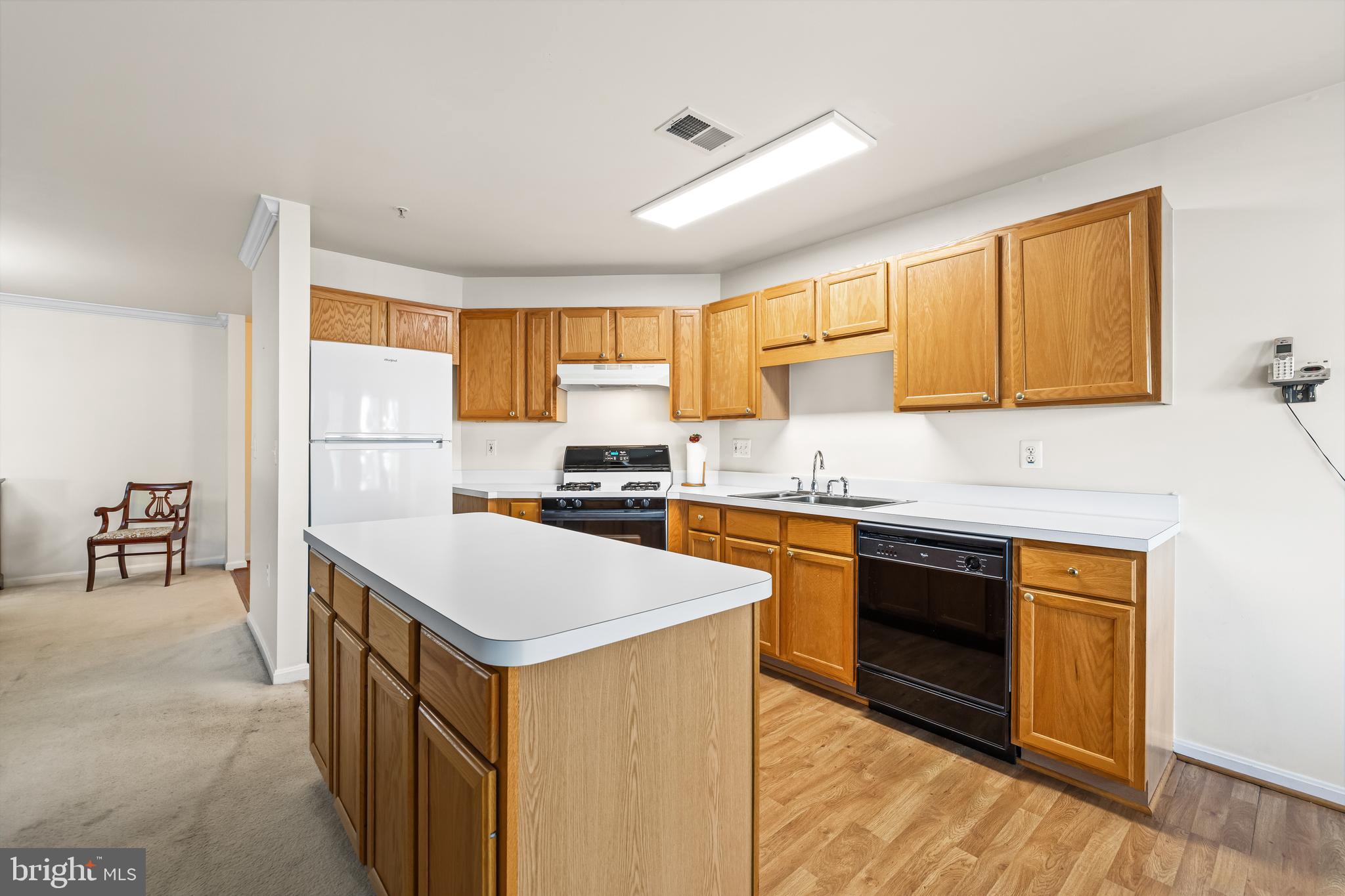 TAYLOR RIDGE CONDOMINIUMS - Residential