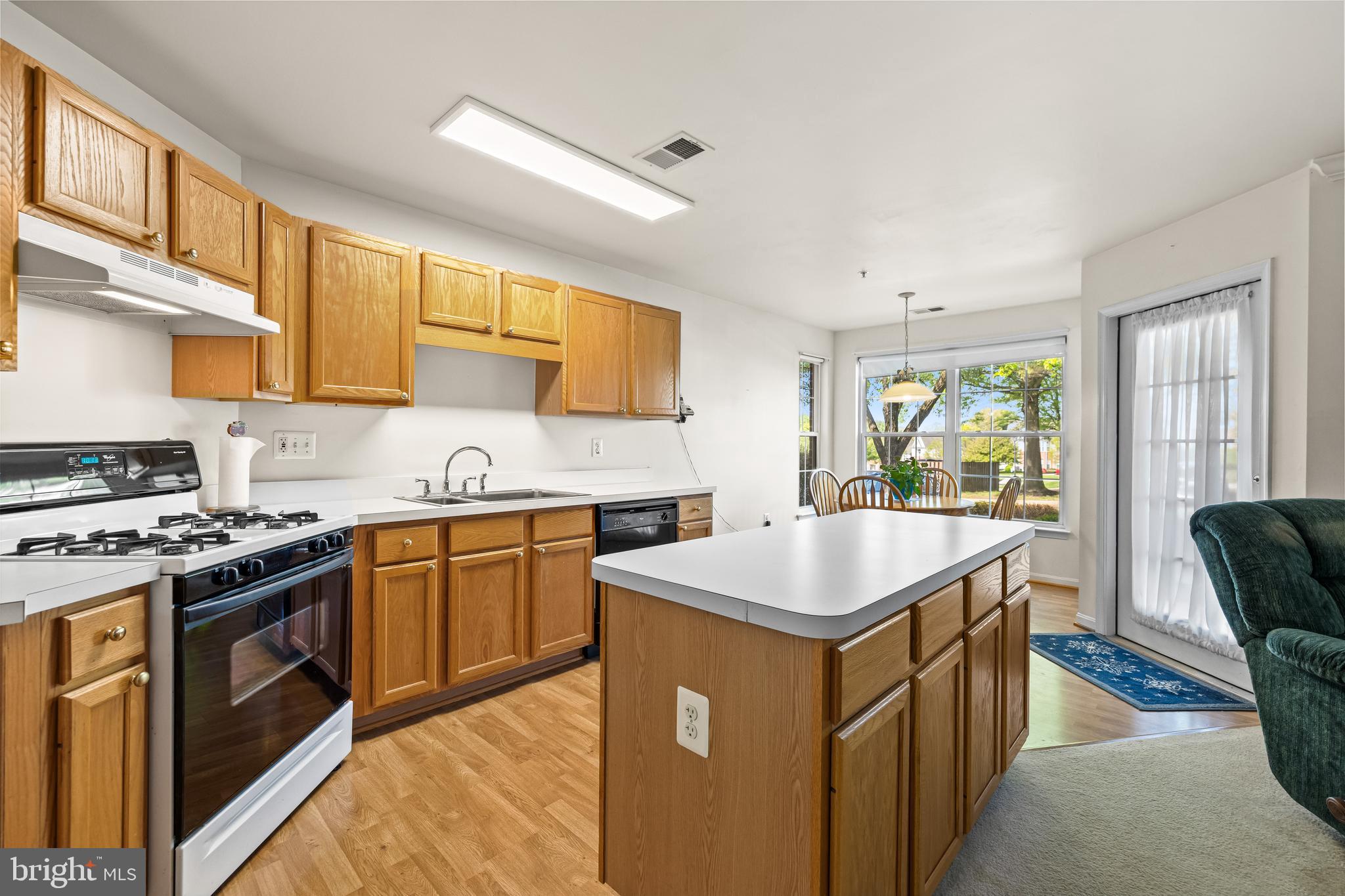 TAYLOR RIDGE CONDOMINIUMS - Residential