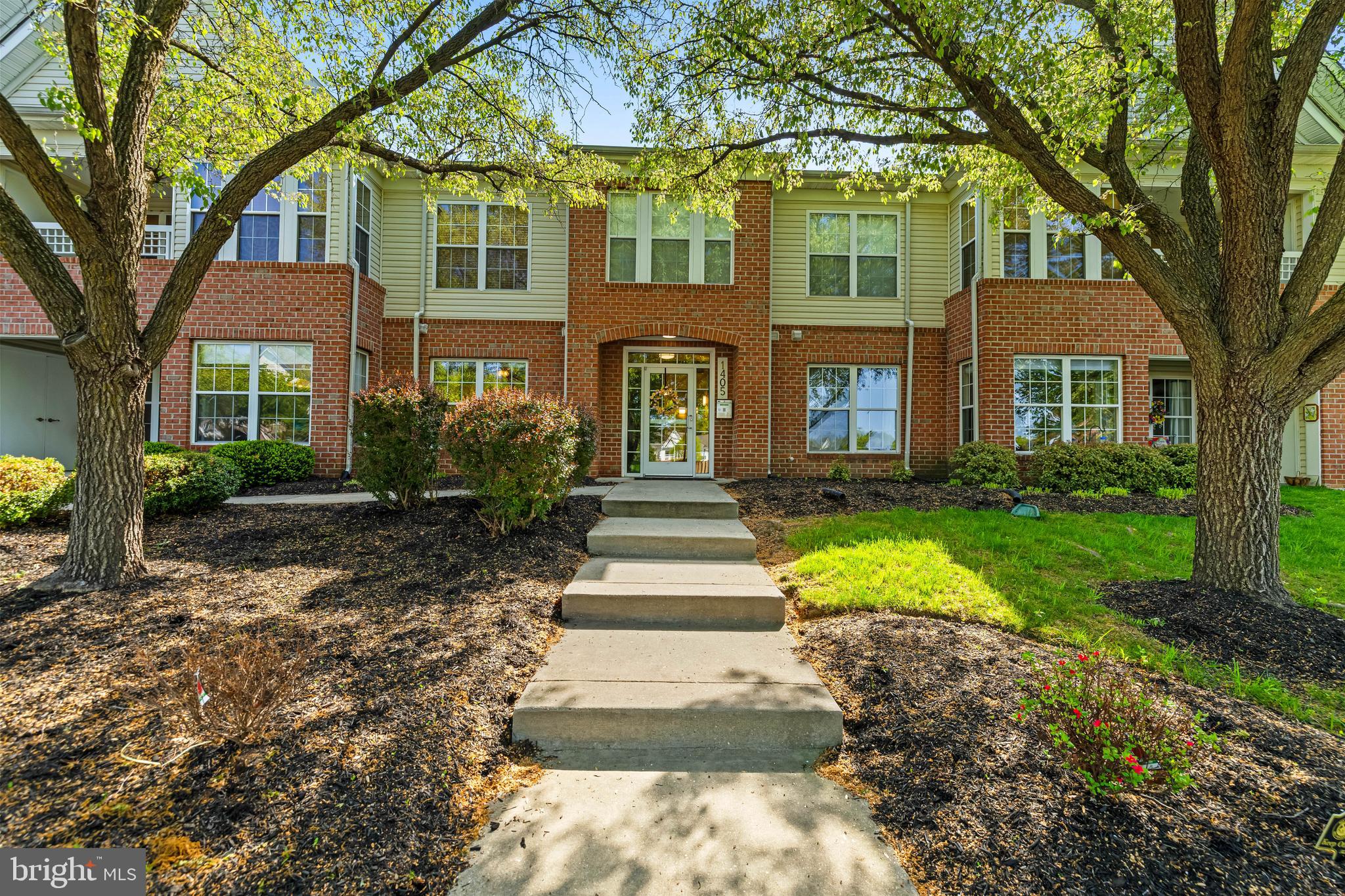 TAYLOR RIDGE CONDOMINIUMS - Residential