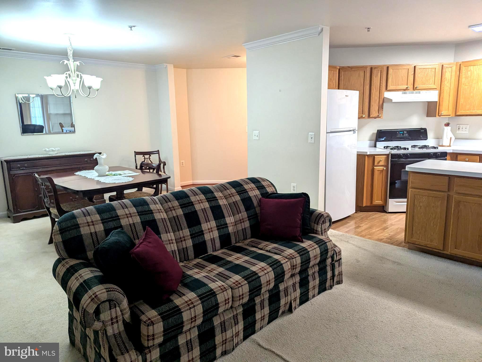 TAYLOR RIDGE CONDOMINIUMS - Residential