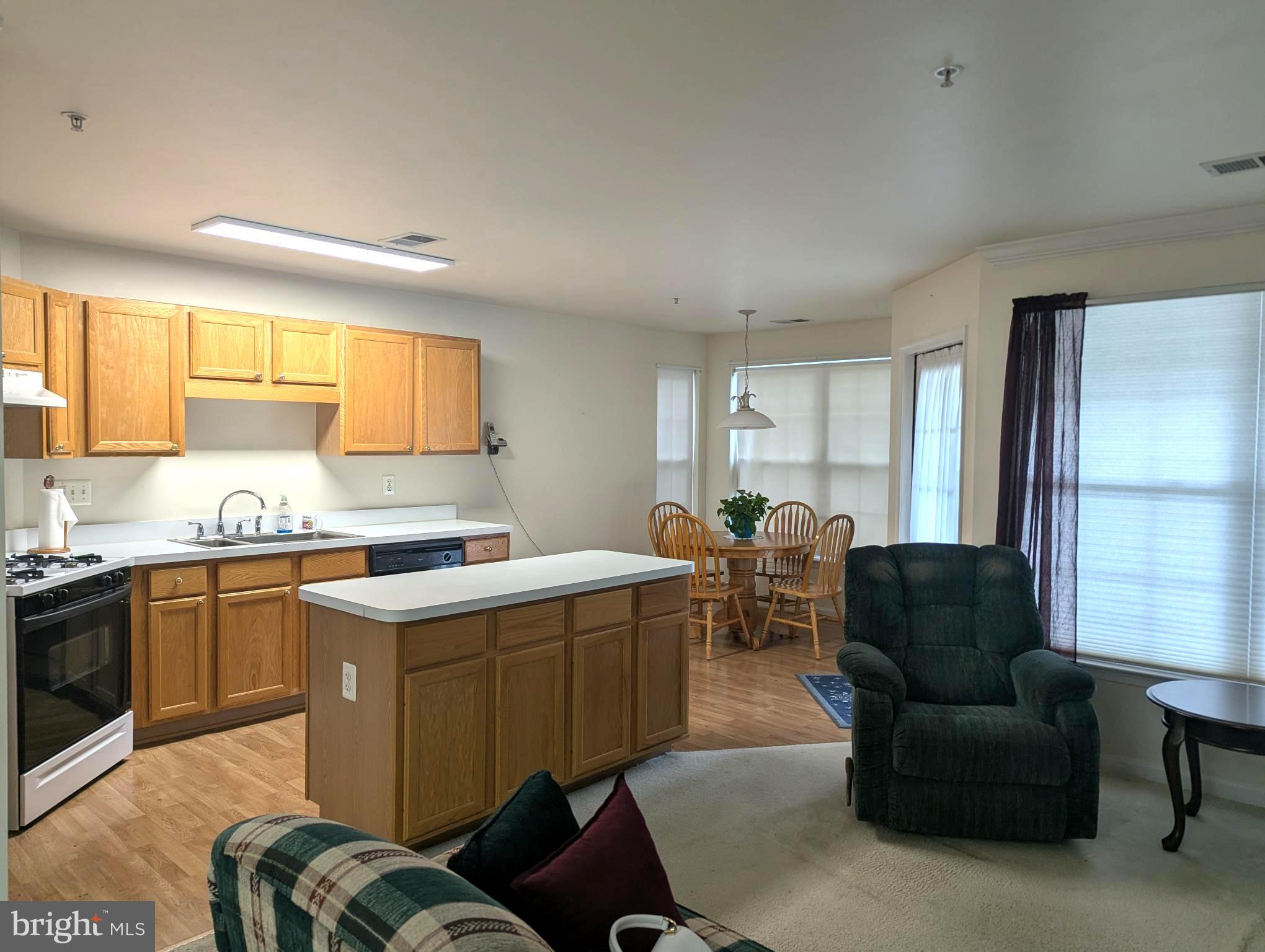 TAYLOR RIDGE CONDOMINIUMS - Residential