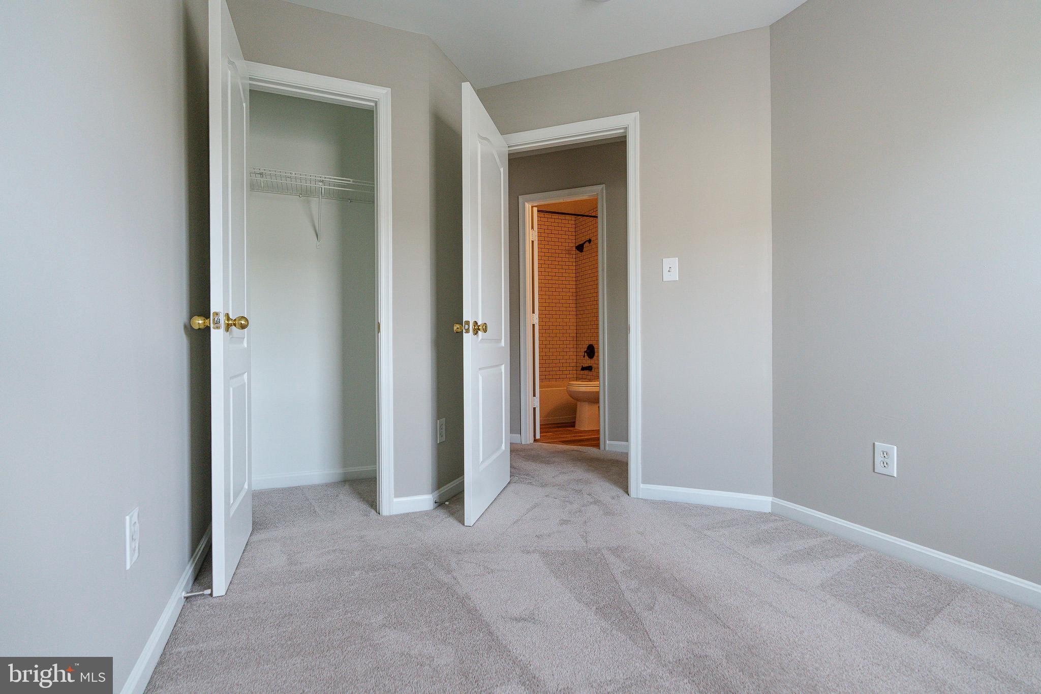 BROADLANDS SOUTH - Residential