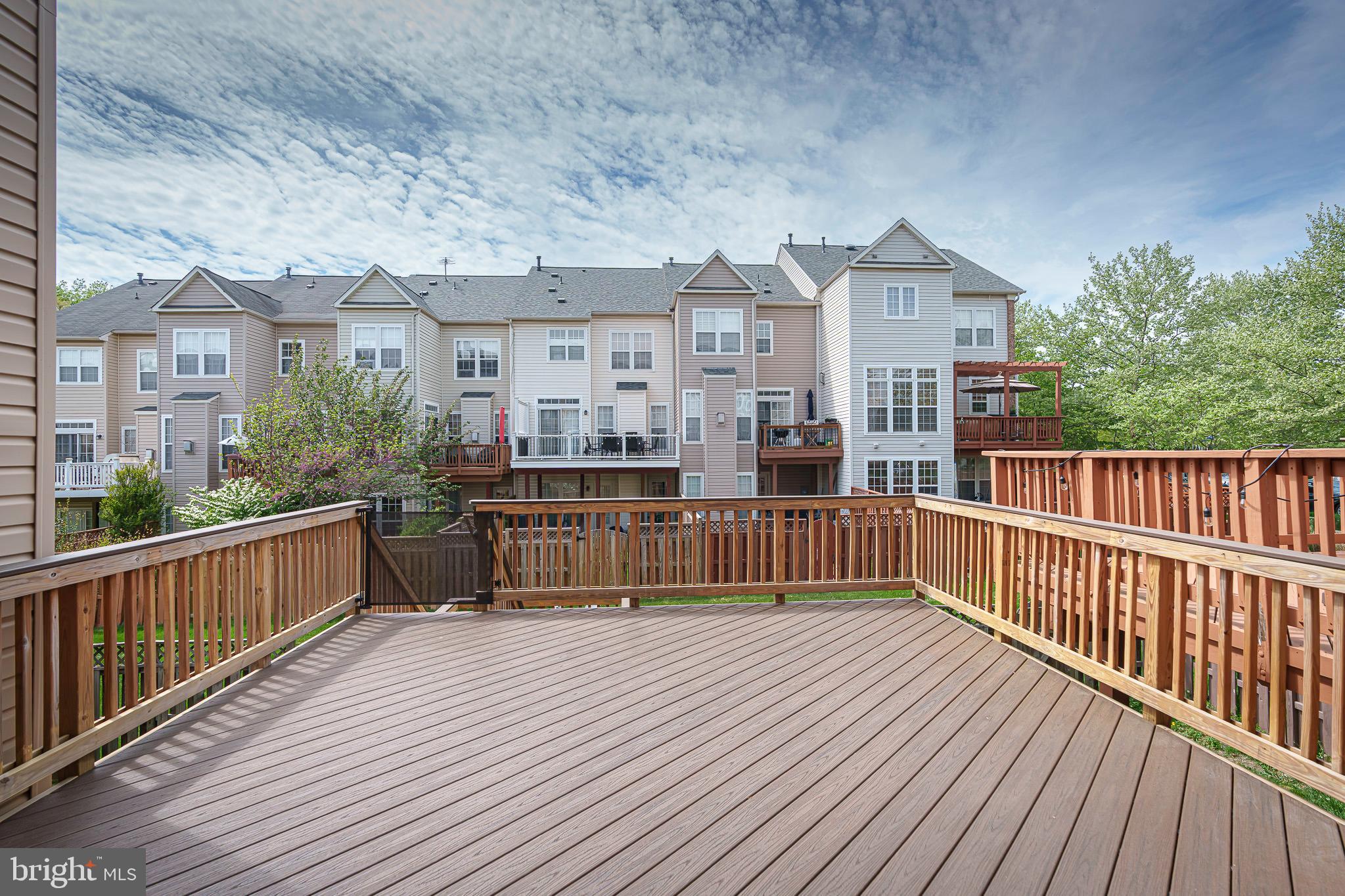 BROADLANDS SOUTH - Residential