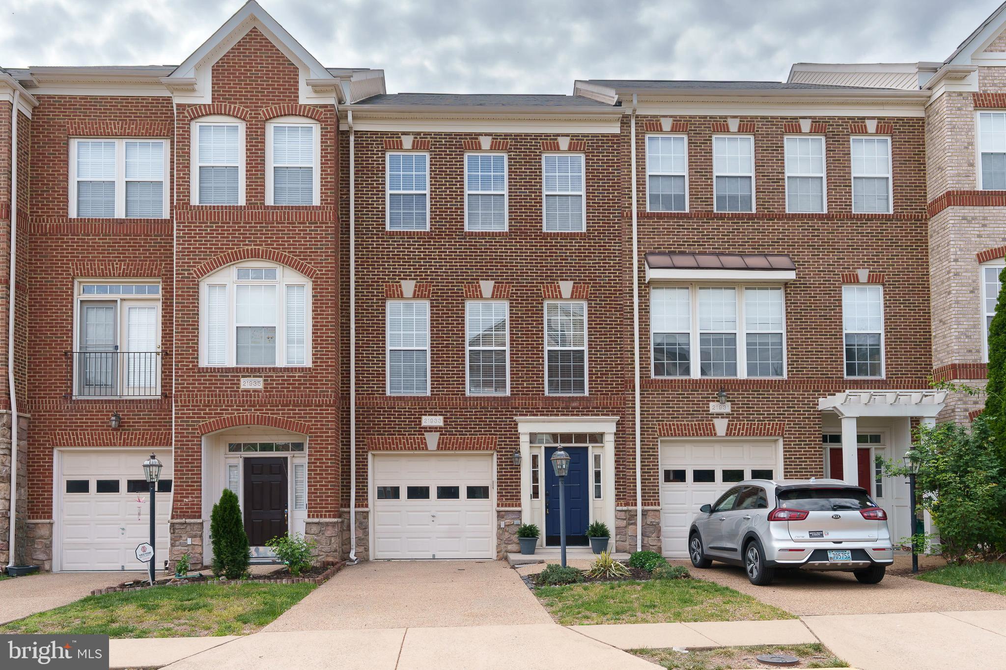 BROADLANDS SOUTH - Residential