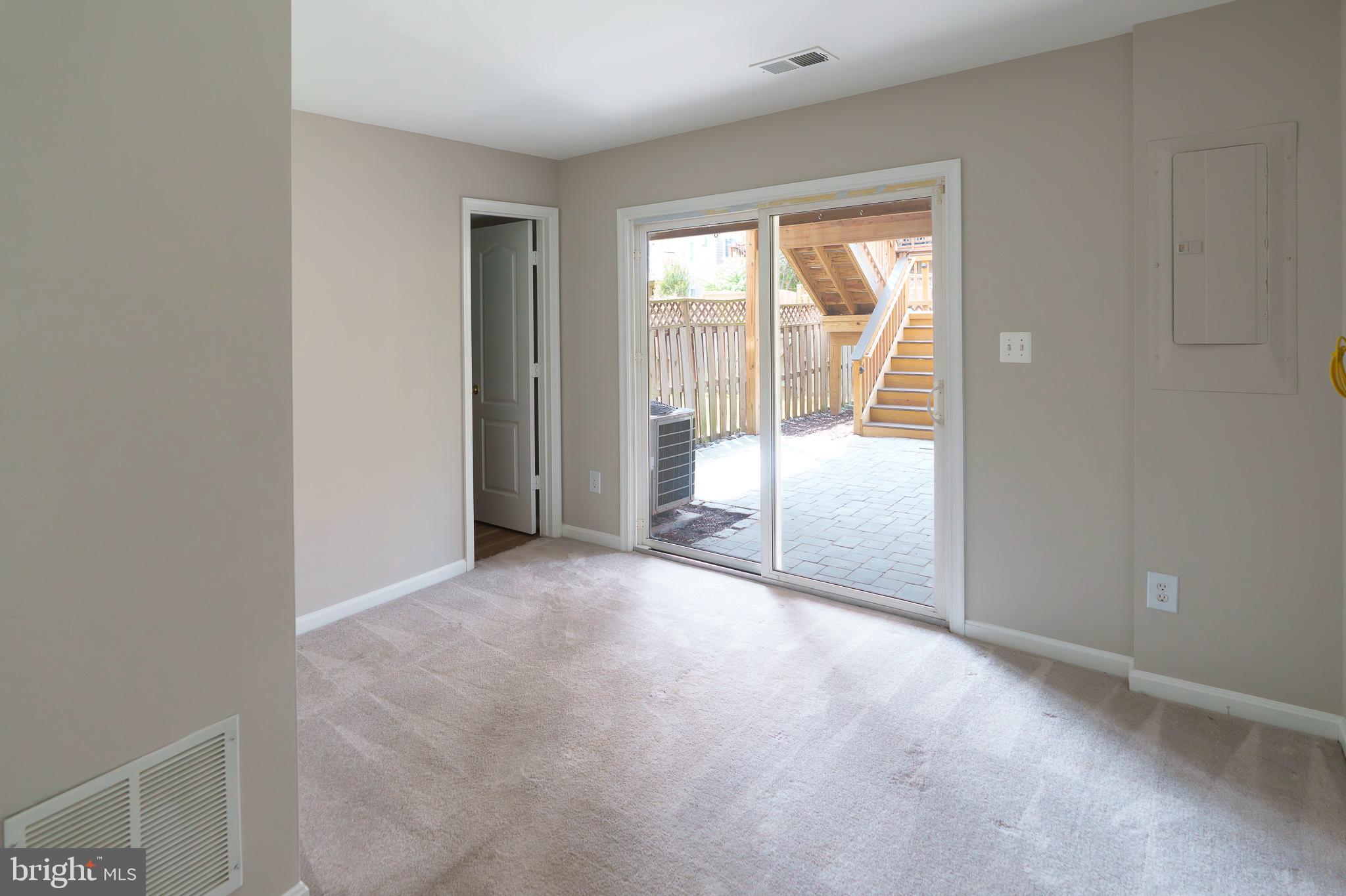 BROADLANDS SOUTH - Residential