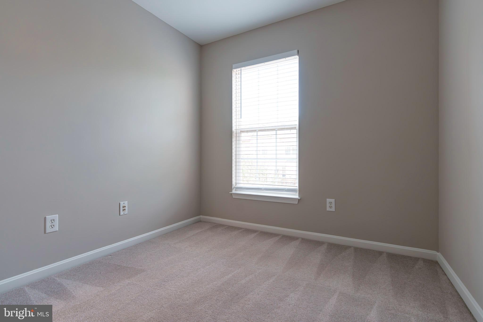 BROADLANDS SOUTH - Residential