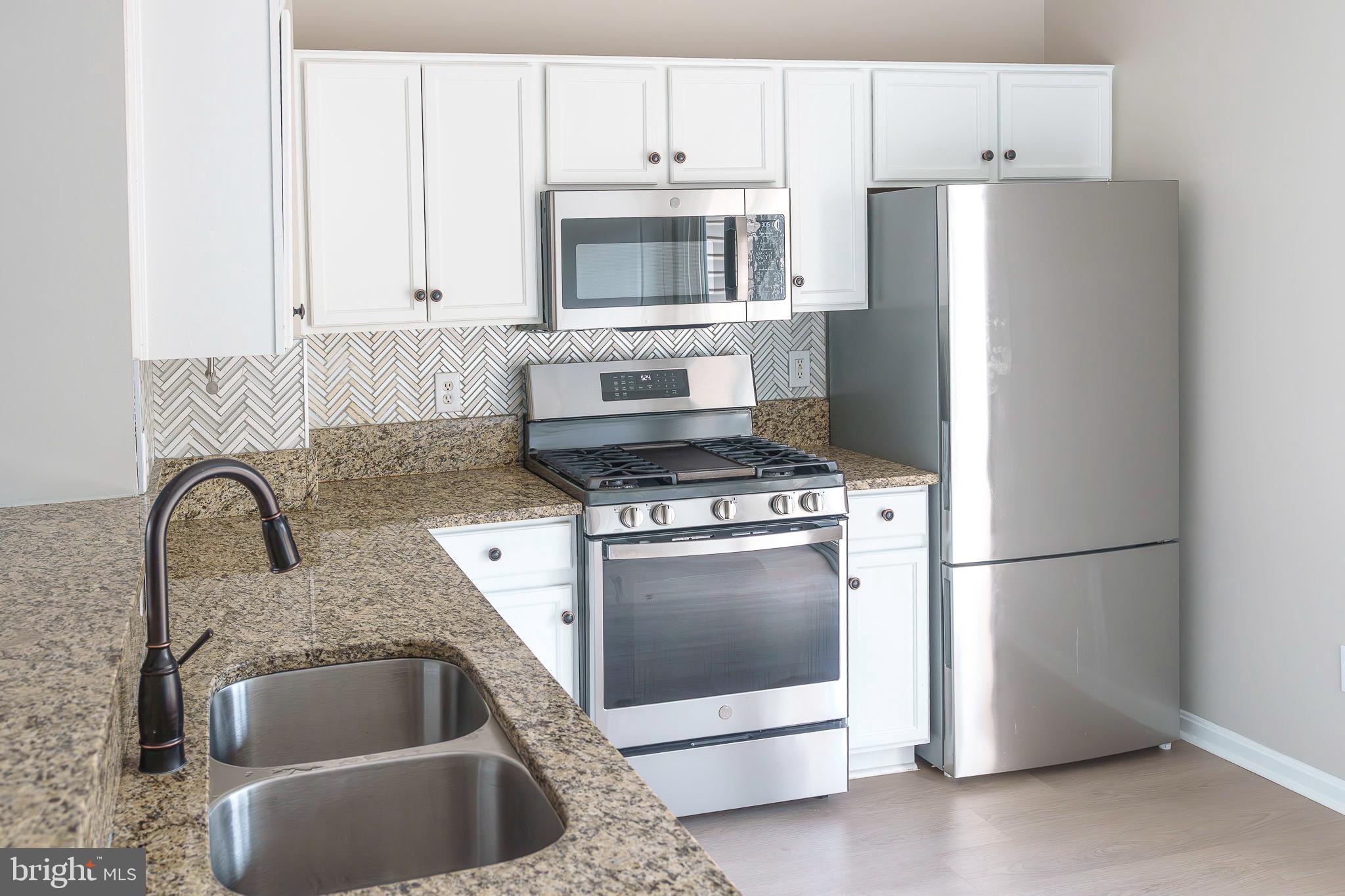 BROADLANDS SOUTH - Residential