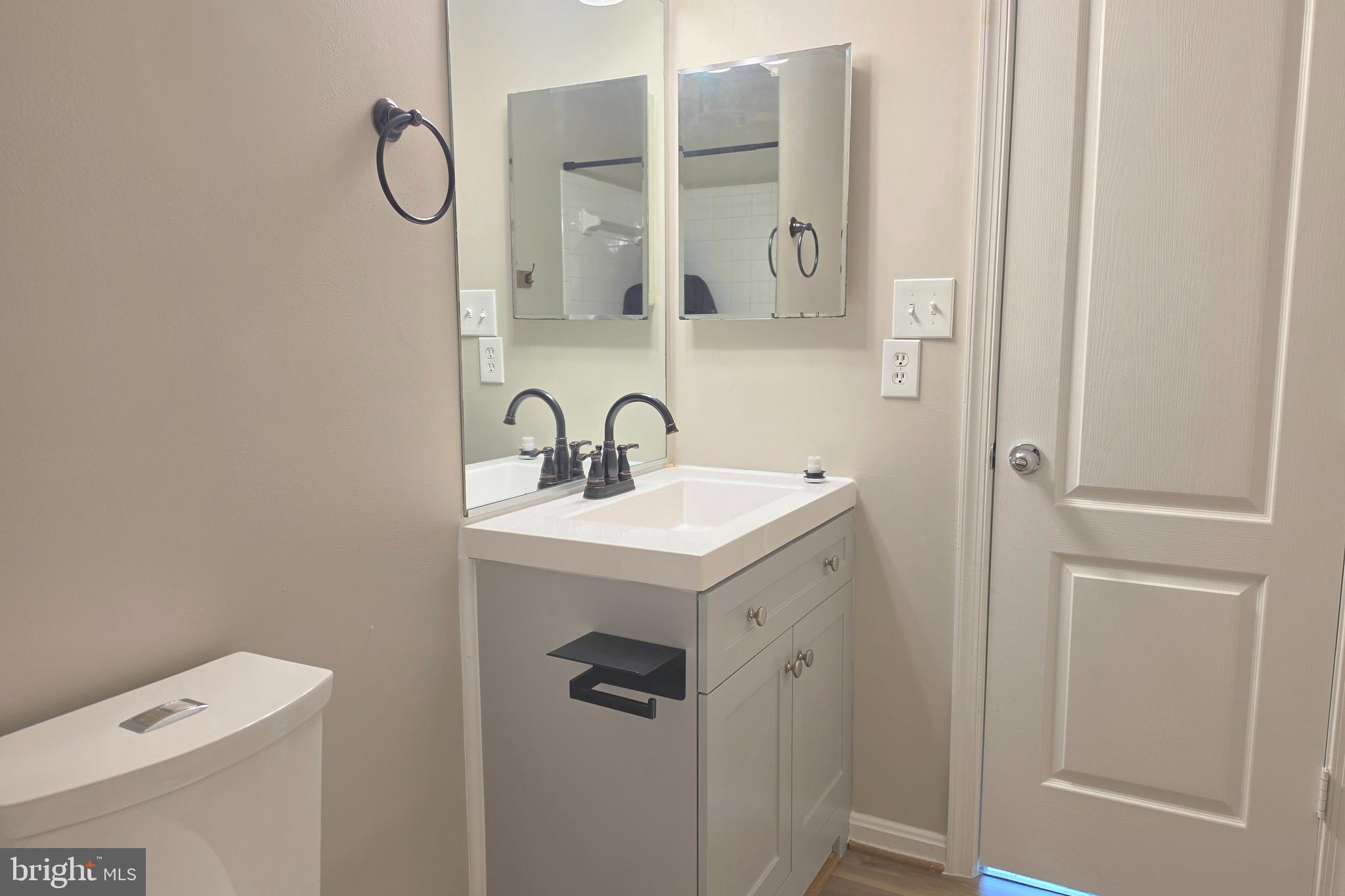 BROADLANDS SOUTH - Residential