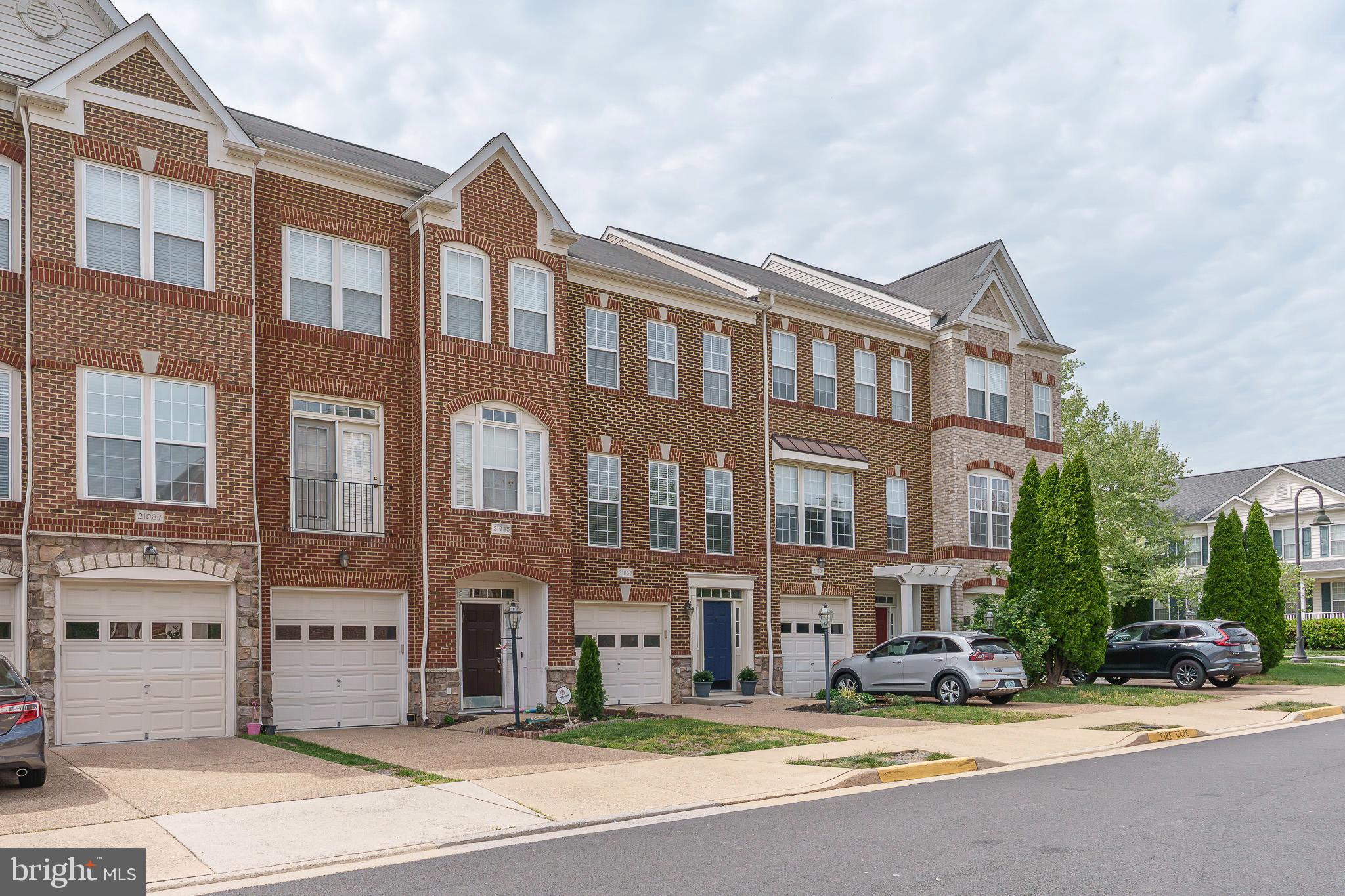 BROADLANDS SOUTH - Residential