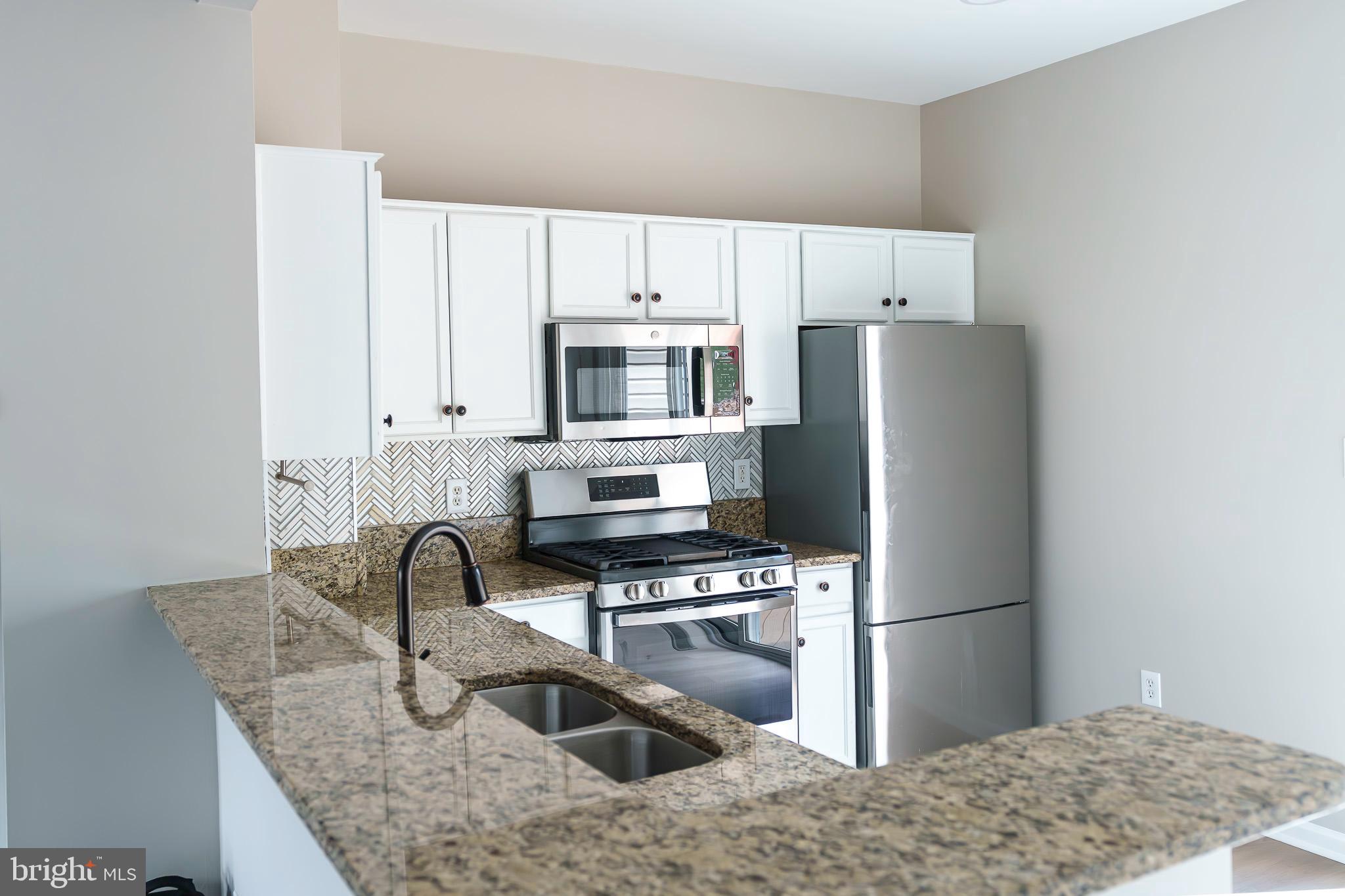 BROADLANDS SOUTH - Residential