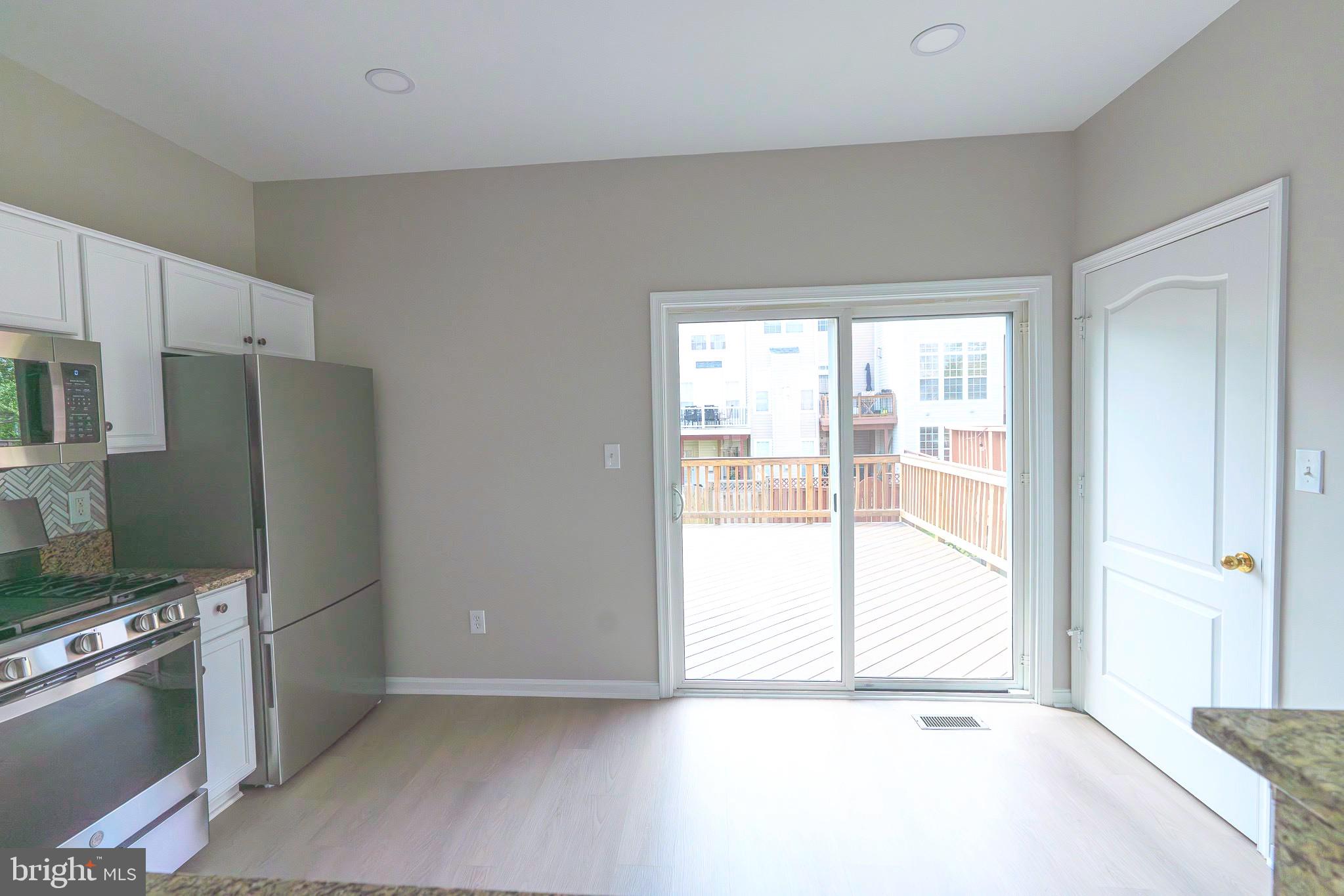 BROADLANDS SOUTH - Residential