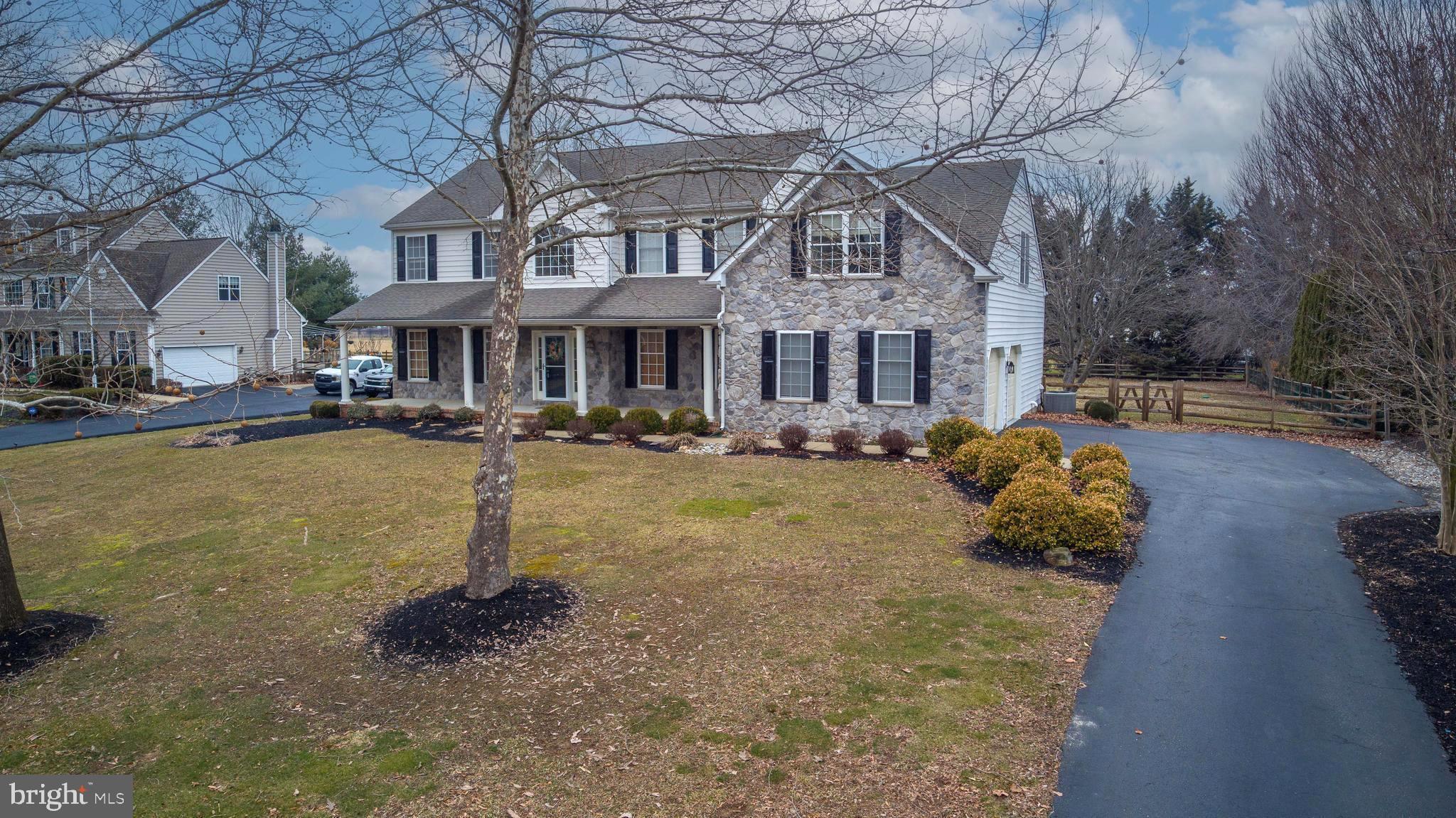 WESTSIDE HUNT - Residential